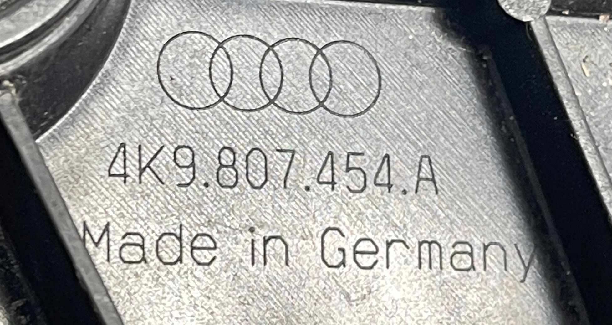 AUDI A6 C8 KOMBI support right rear part 4K9807454A