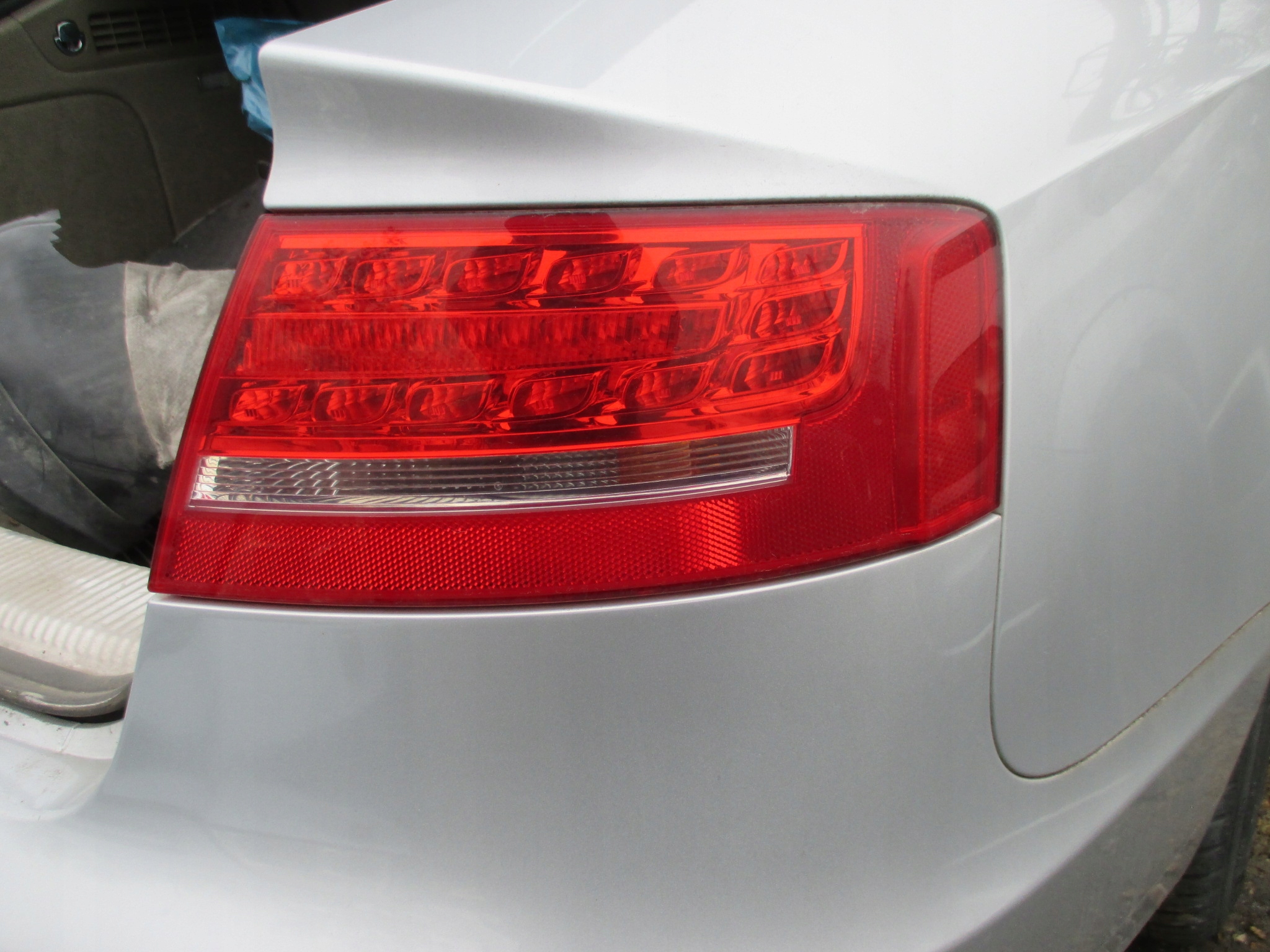 LAMPA PRAWA PRAWY TYŁ TYLNA LED AUDI A5 8T 07- SPORTBACK