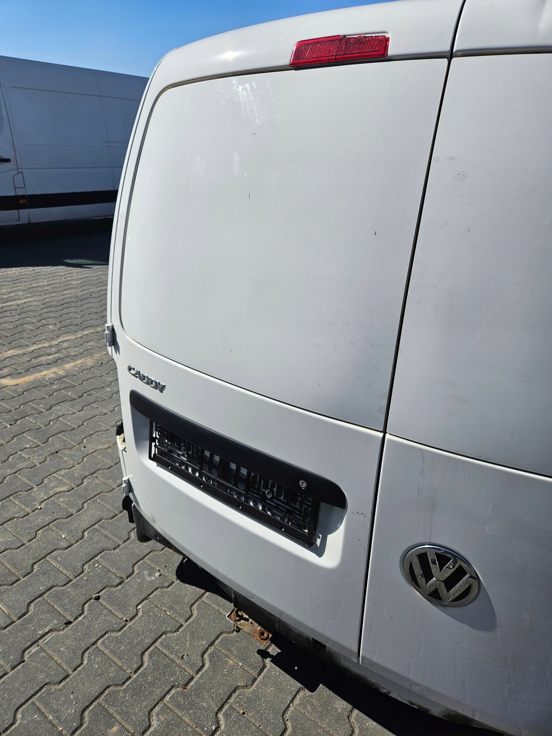 Volkswagen Caddy 2K5 Tür heck komplet Farbe LB9A
