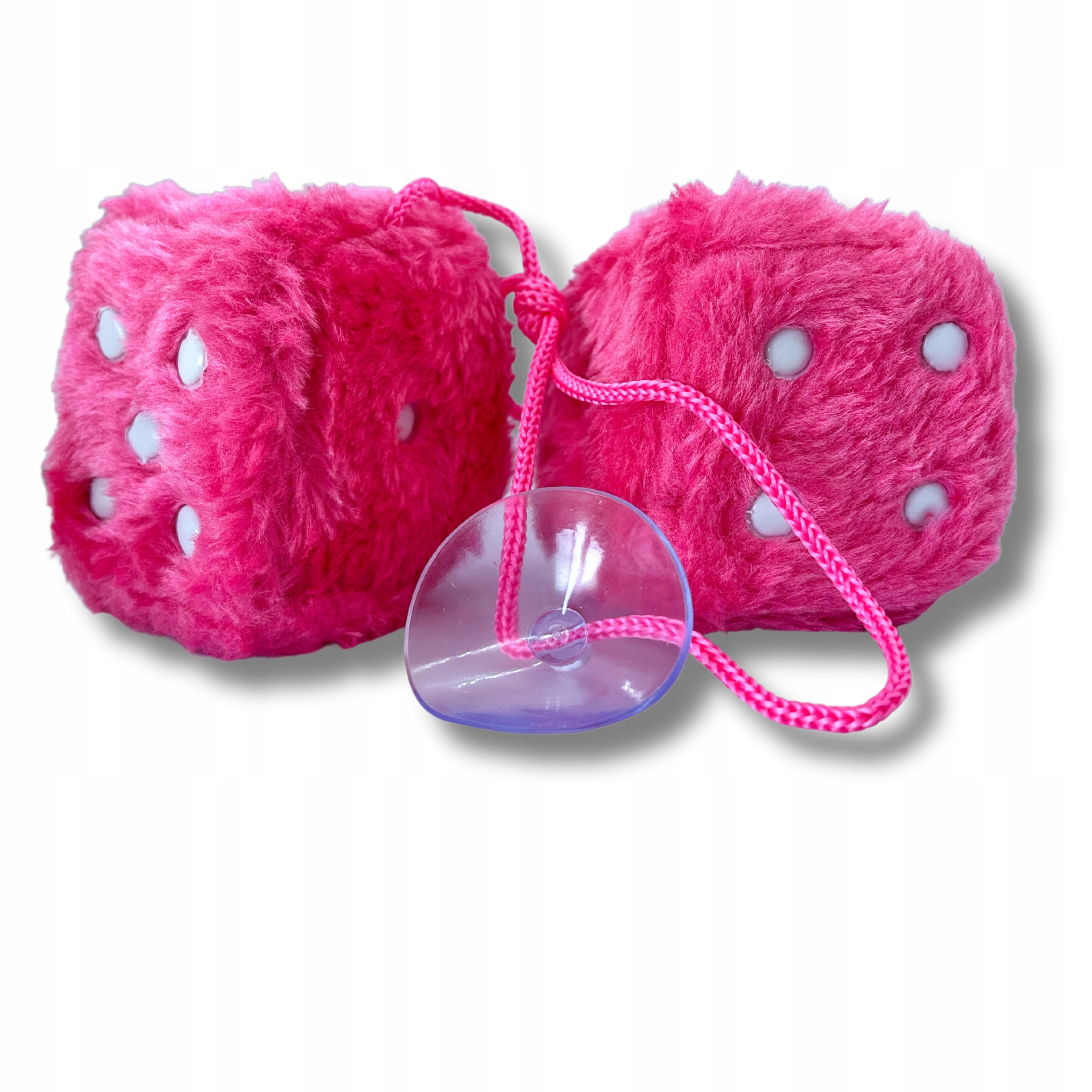 KOSTKI PLUSZOWE DO SAMOCHODU ZAWIESZKA NA LUSTERKO NA SZYBĘ PRZYSSAWKA EAN (GTIN) 6921520186828