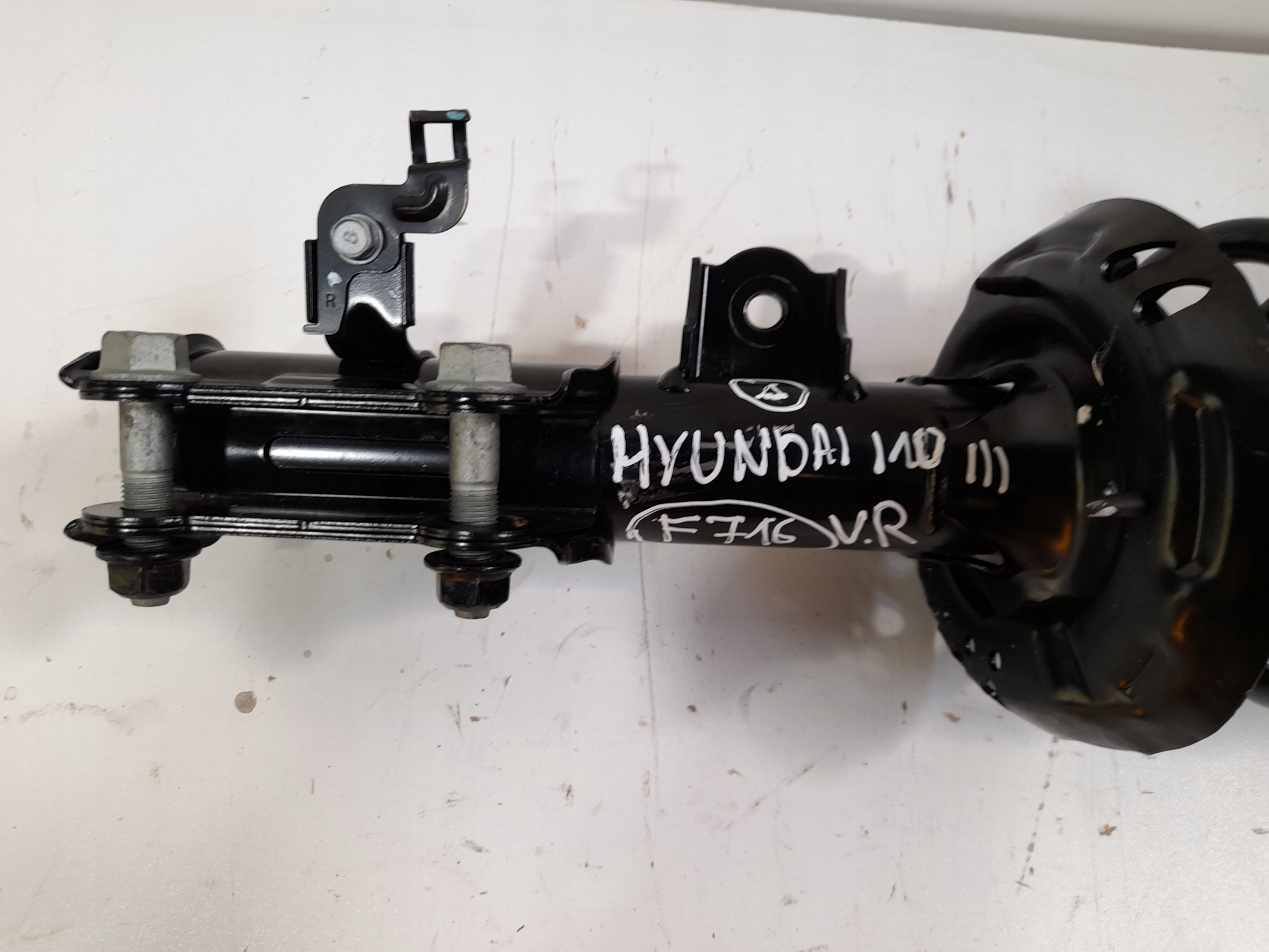 HYUNDAI I10 III shock absorber right front McPherson 2020