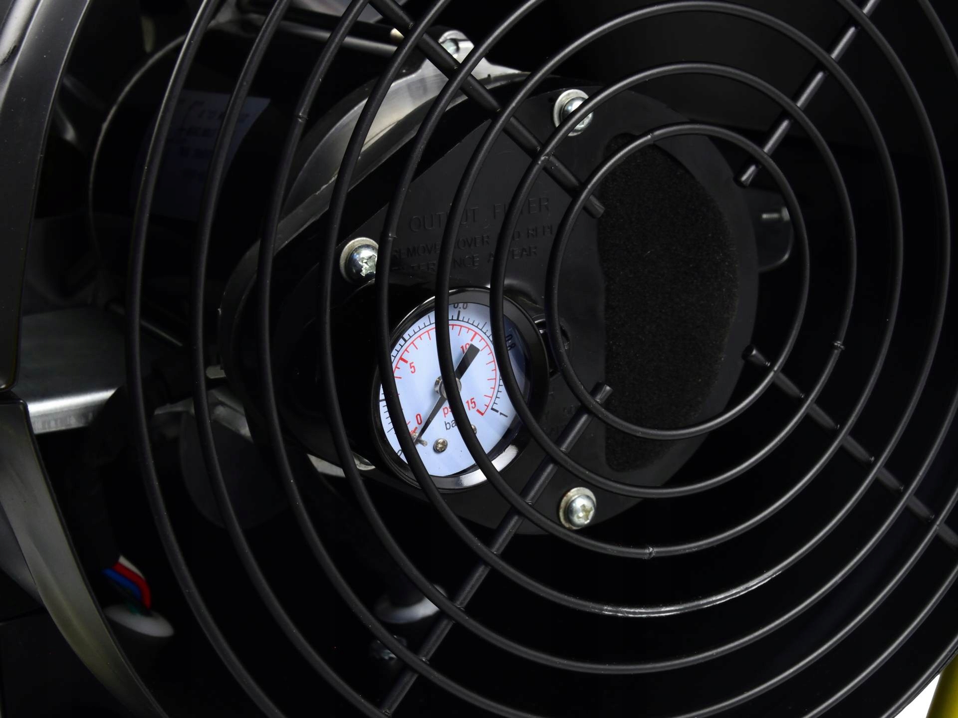 NAGRZEWNICA SPALINOWA 40KW Z ODPROWADZENIEM SPALIN Rodzaj olejowa