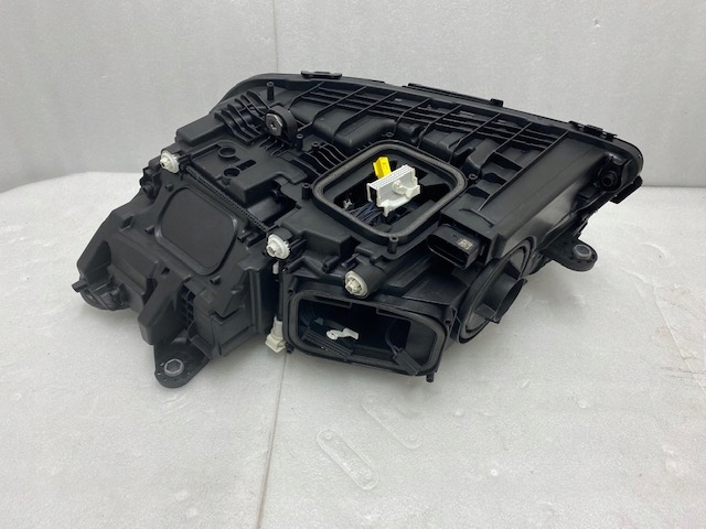 light right Mercedes GT AMG W290 Multibeam Led