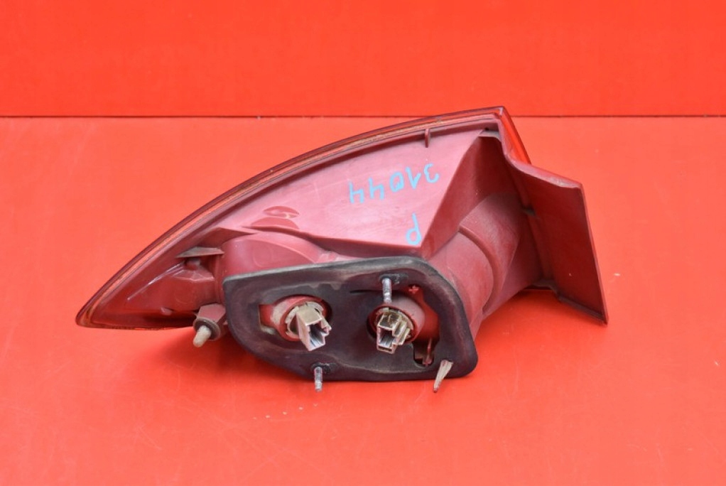 light right rear part rear MAZDA 3 1 and BK sedan 03-06
