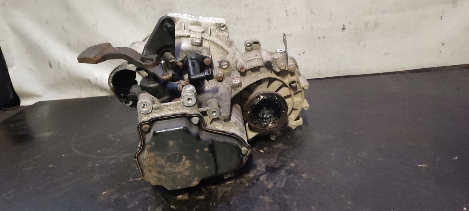 Getriebe KJF VW Passat B6 kombi 2,0 TDI CR