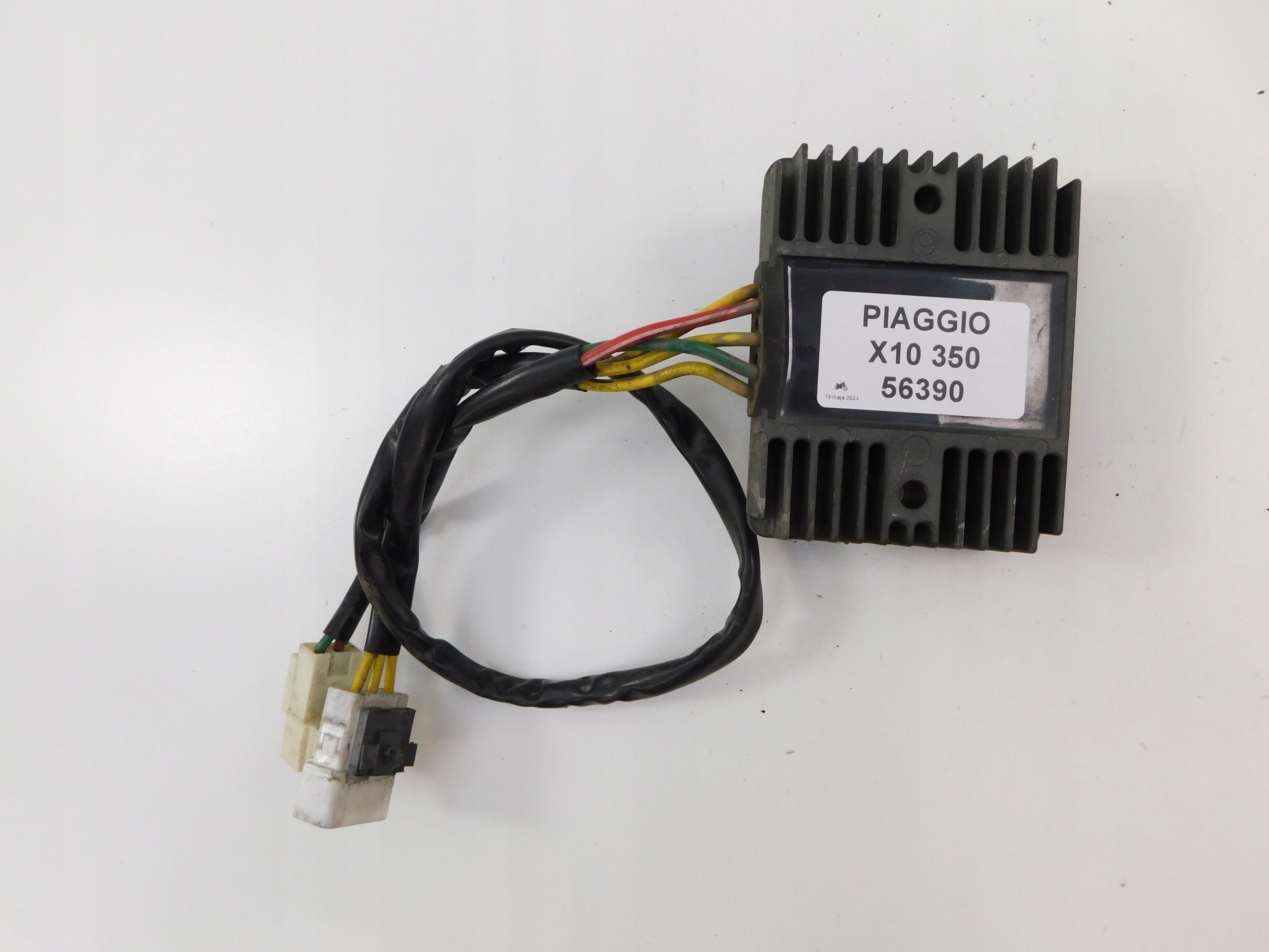 PIAGGIO X10 350 REGULATOR NAPIĘCIA