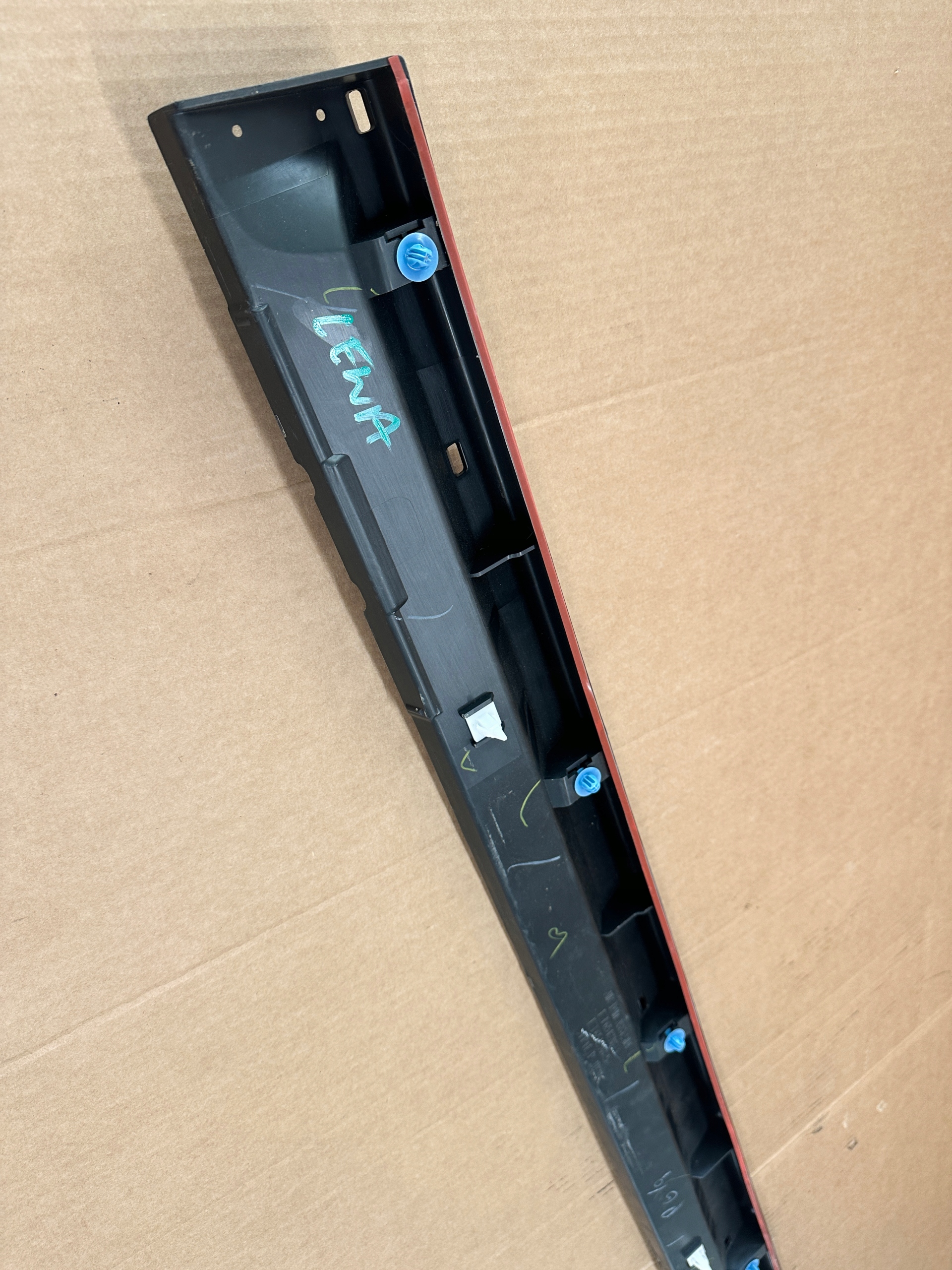 mitsubishi Space Star II РЕСТАЙЛИНГ накладка порога молдинг левый 6512A873