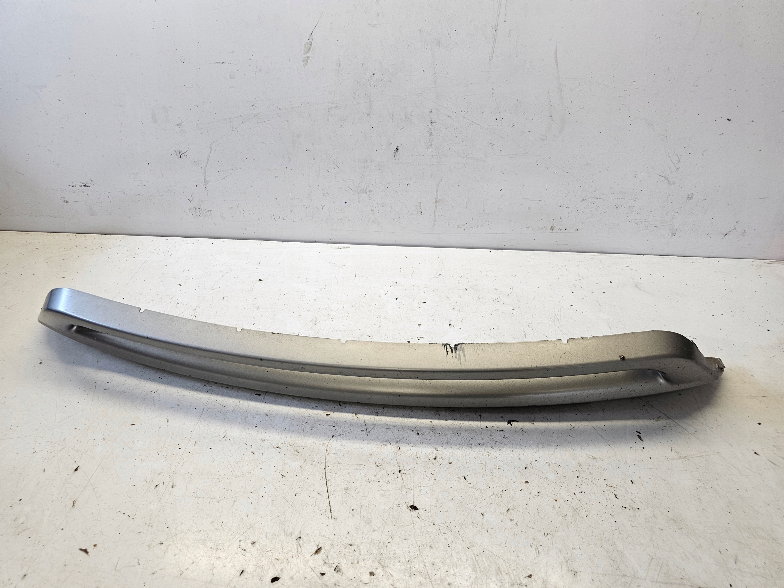 OPEL CROSSLAND X central grid accessories of a bumper front