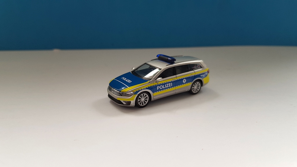 Herpa 095020 Volkswagen Passat Gte Polizei Hessen