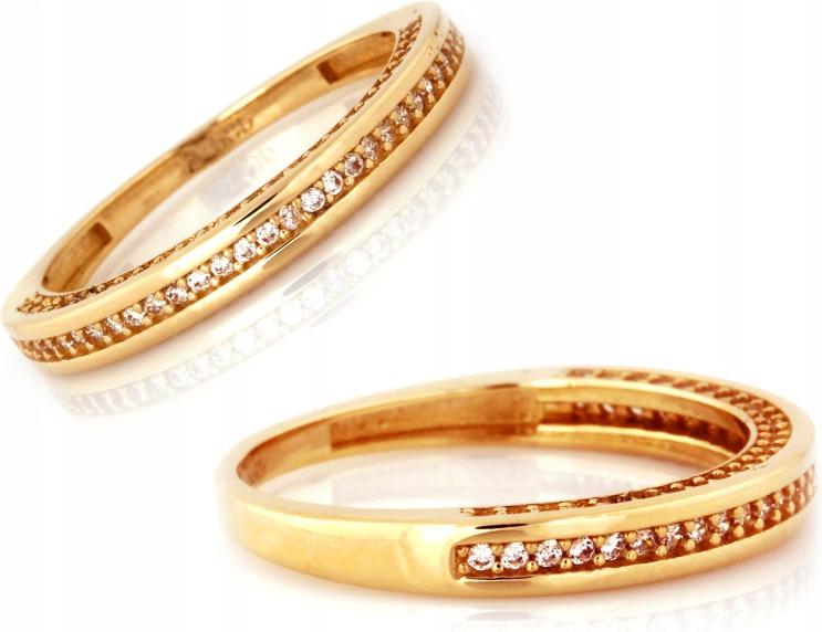 Prstýnek 585 jemný, neopakovatelný, osázený zirkony r14