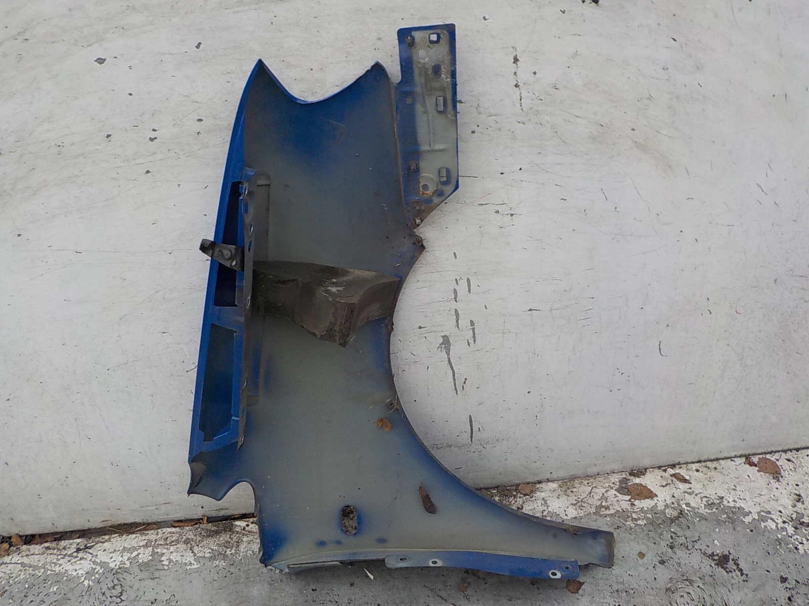 904 VOLKSWAGEN TOURAN and fender left front front