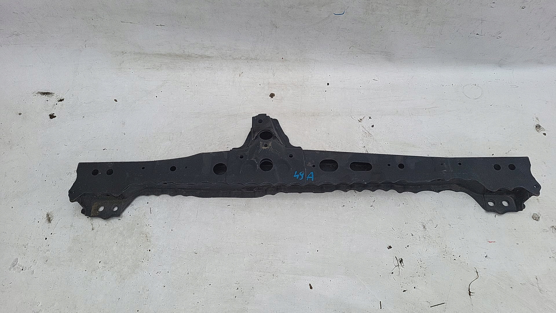 TOYOTA PRIUS III 09- radiator stiffener lower