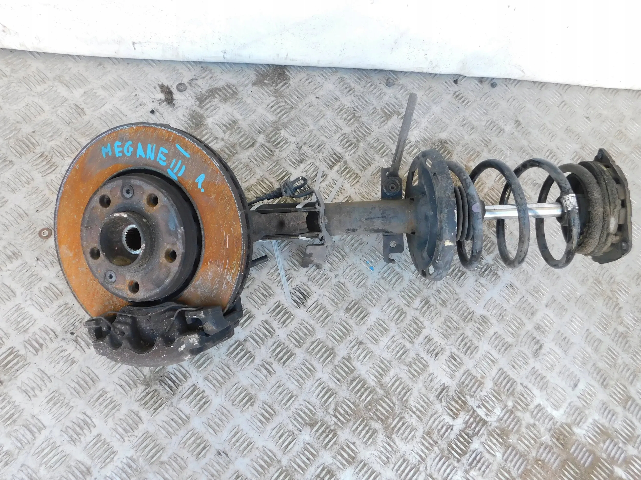 swing McPherson right MEGANE III 3 1.5 DCI