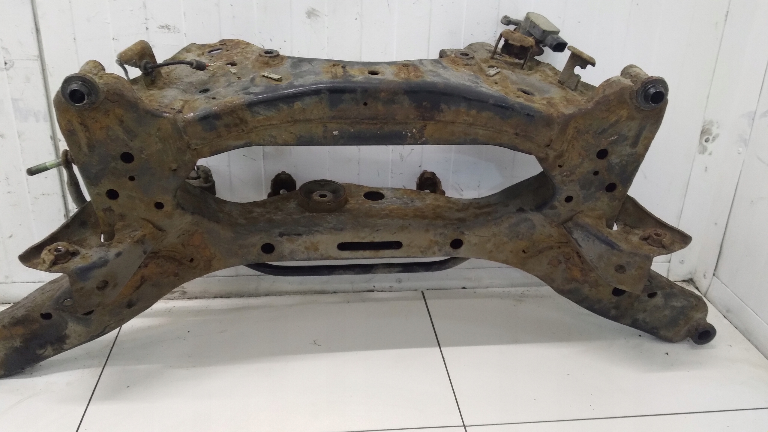 axle beam subframe springing rear part NISSAN QASHQAI 2.0 J10