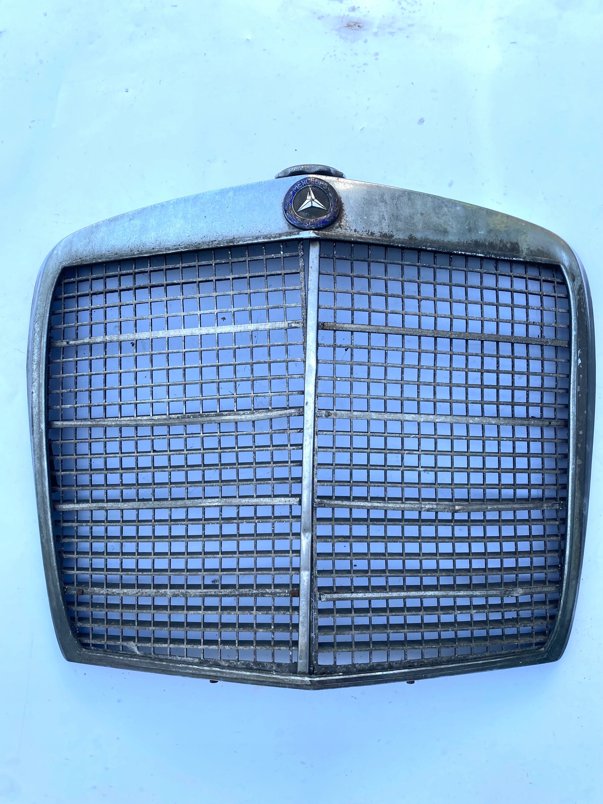 Mercedes-Benz S-Klasse W109 Kühlergrill FRONTGRILL Kühlergitter - Thumbnail 1