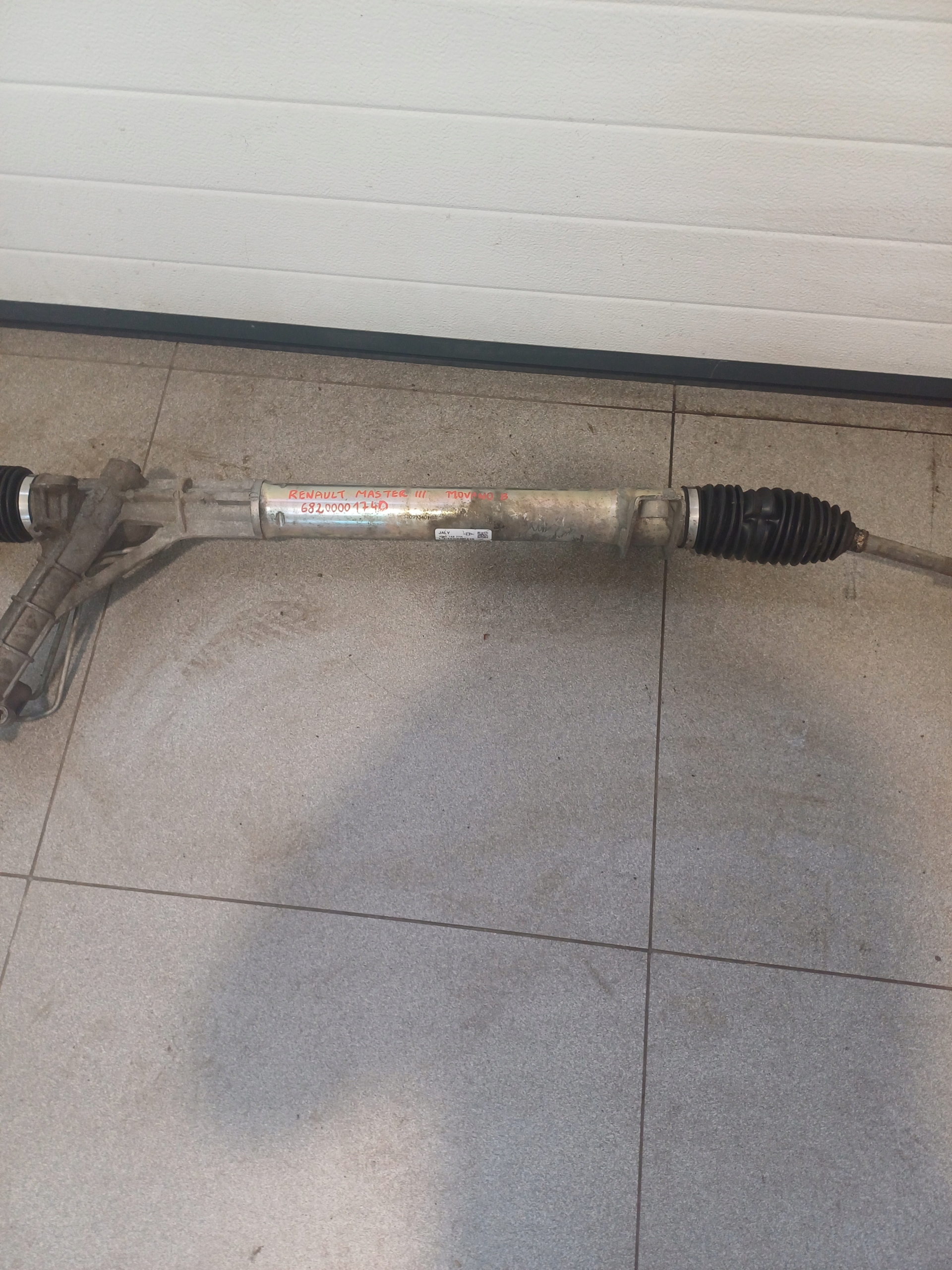 Boîter direction RENAULT MASTER 3 III MOVANO B 6820000174C
