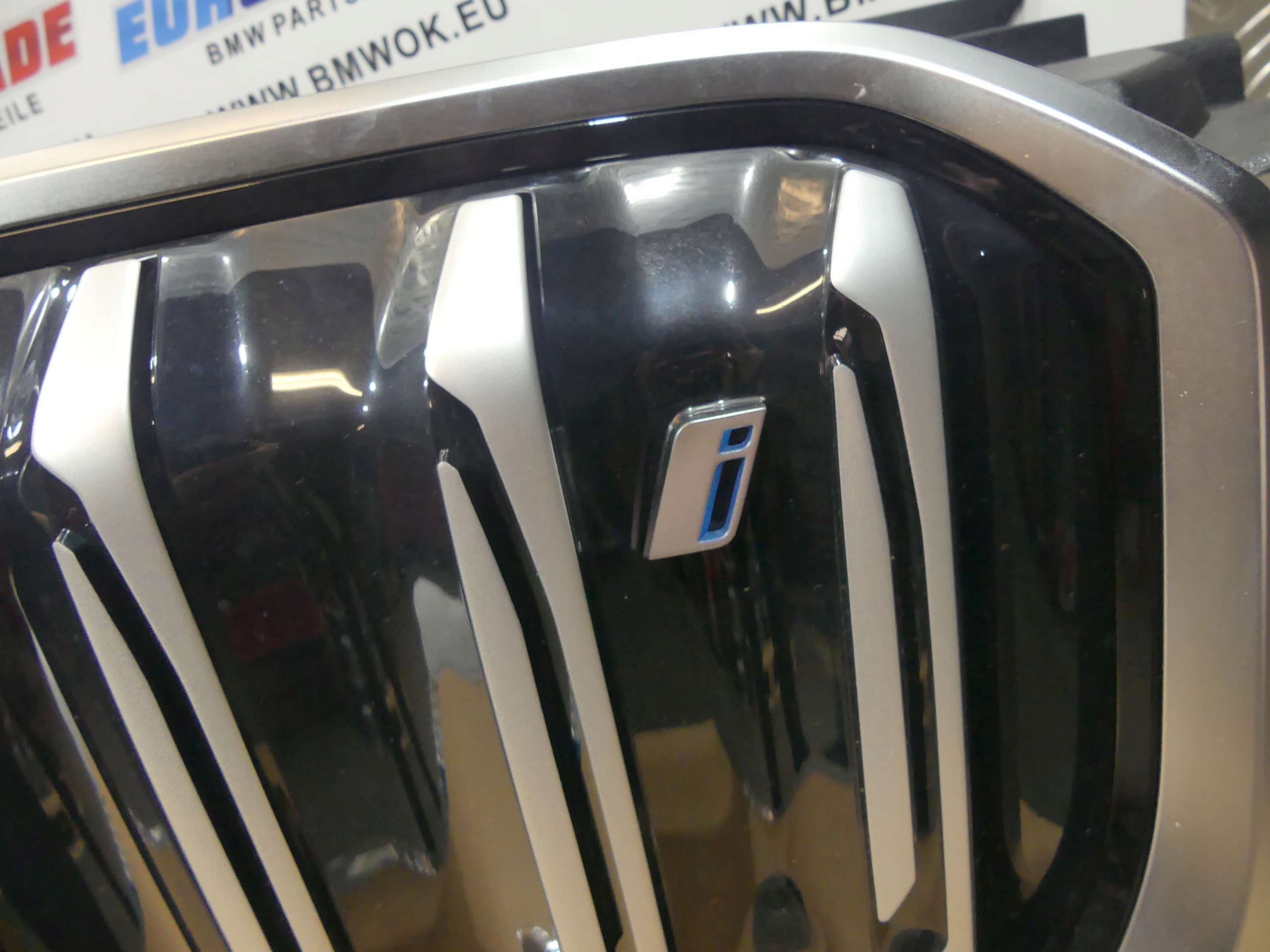 BMW iX1 U11 Kühlergrill FRONTGRILL Kühlergitter 5A076E4 - Thumbnail 12