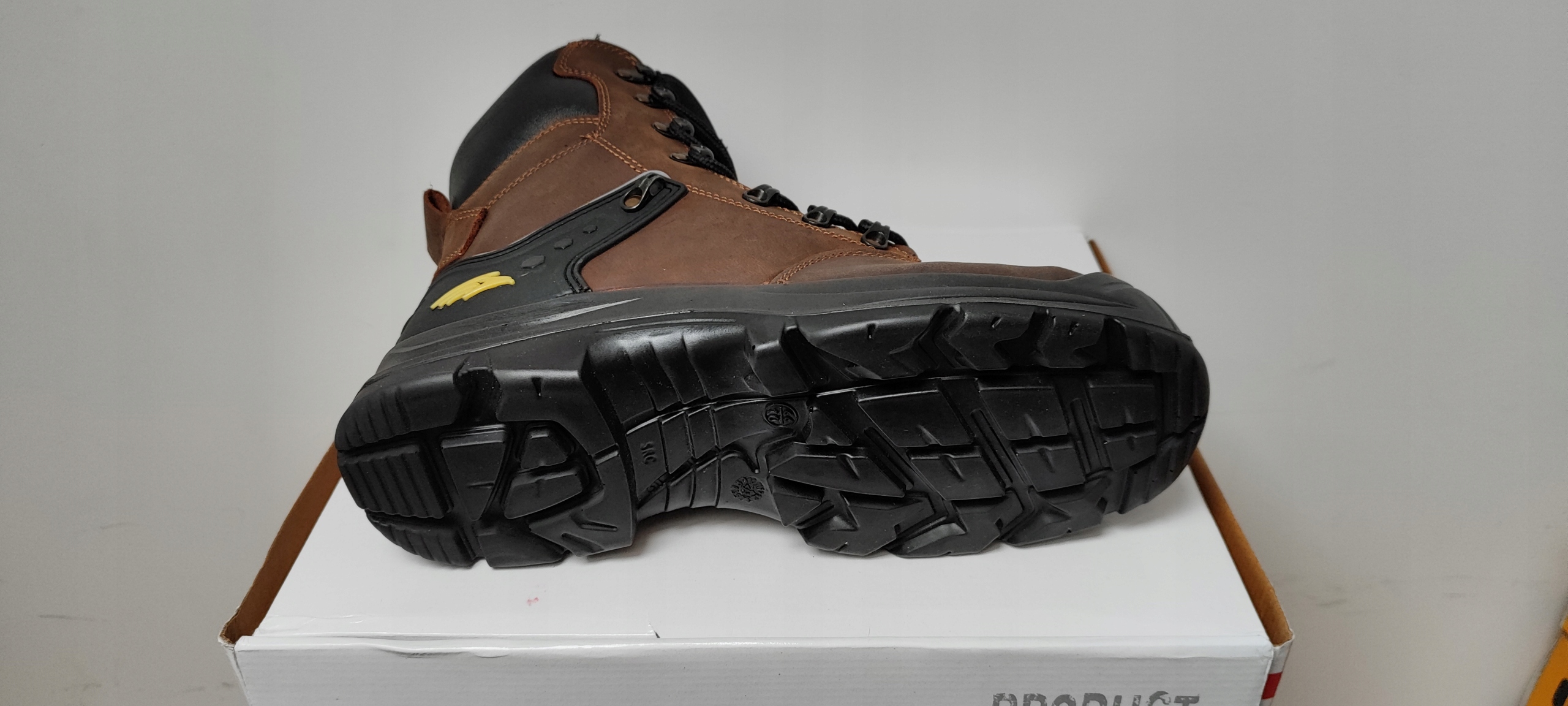 BUTY ROBOCZE BHP PERF RANGER SKÓRA S3 ROZ.44 Rozmiar obuwia 44