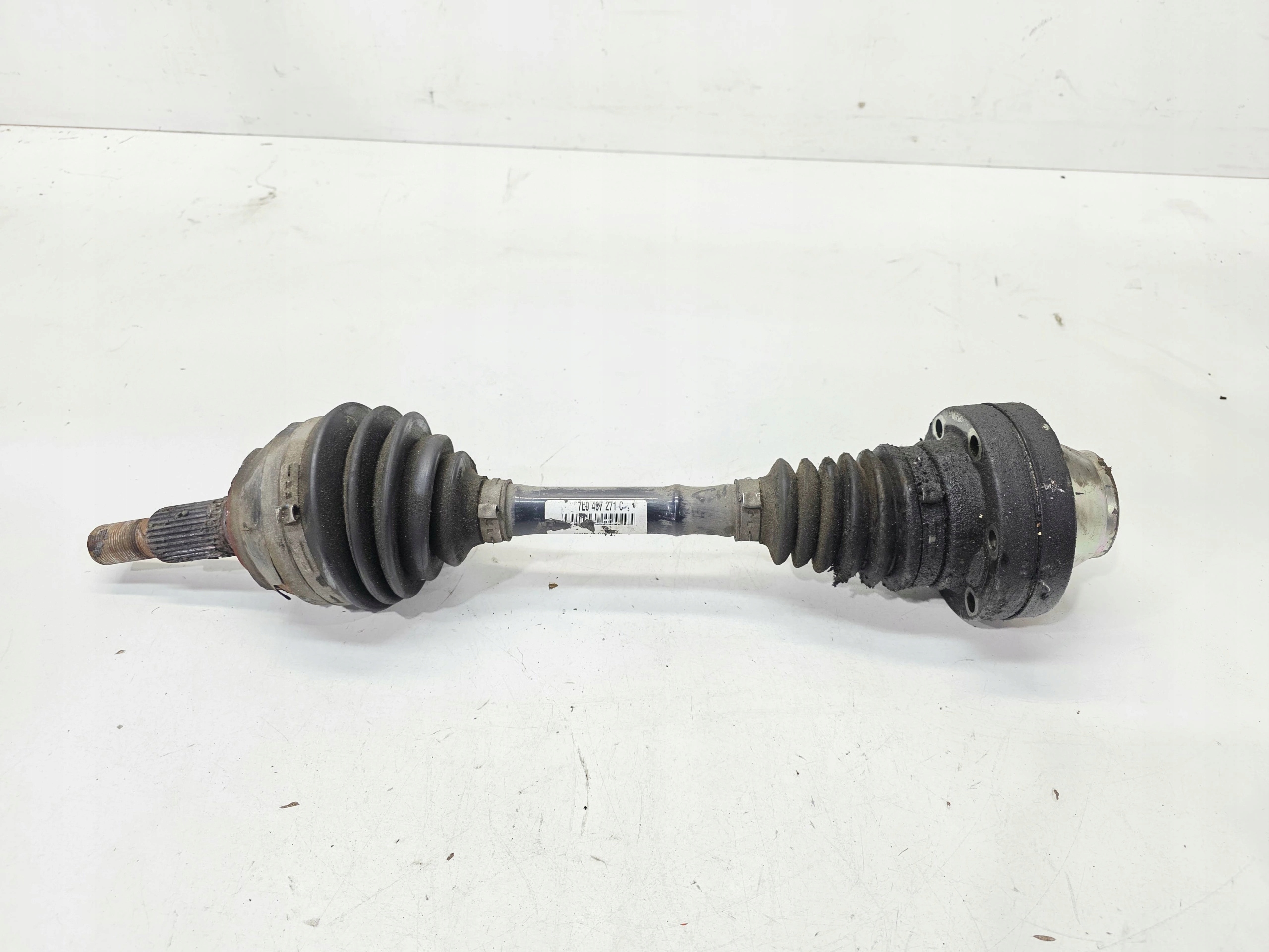 Antriebswelle links oder rechts vorne AUDI Q7 4L 3.0 TDI 7L0407271C