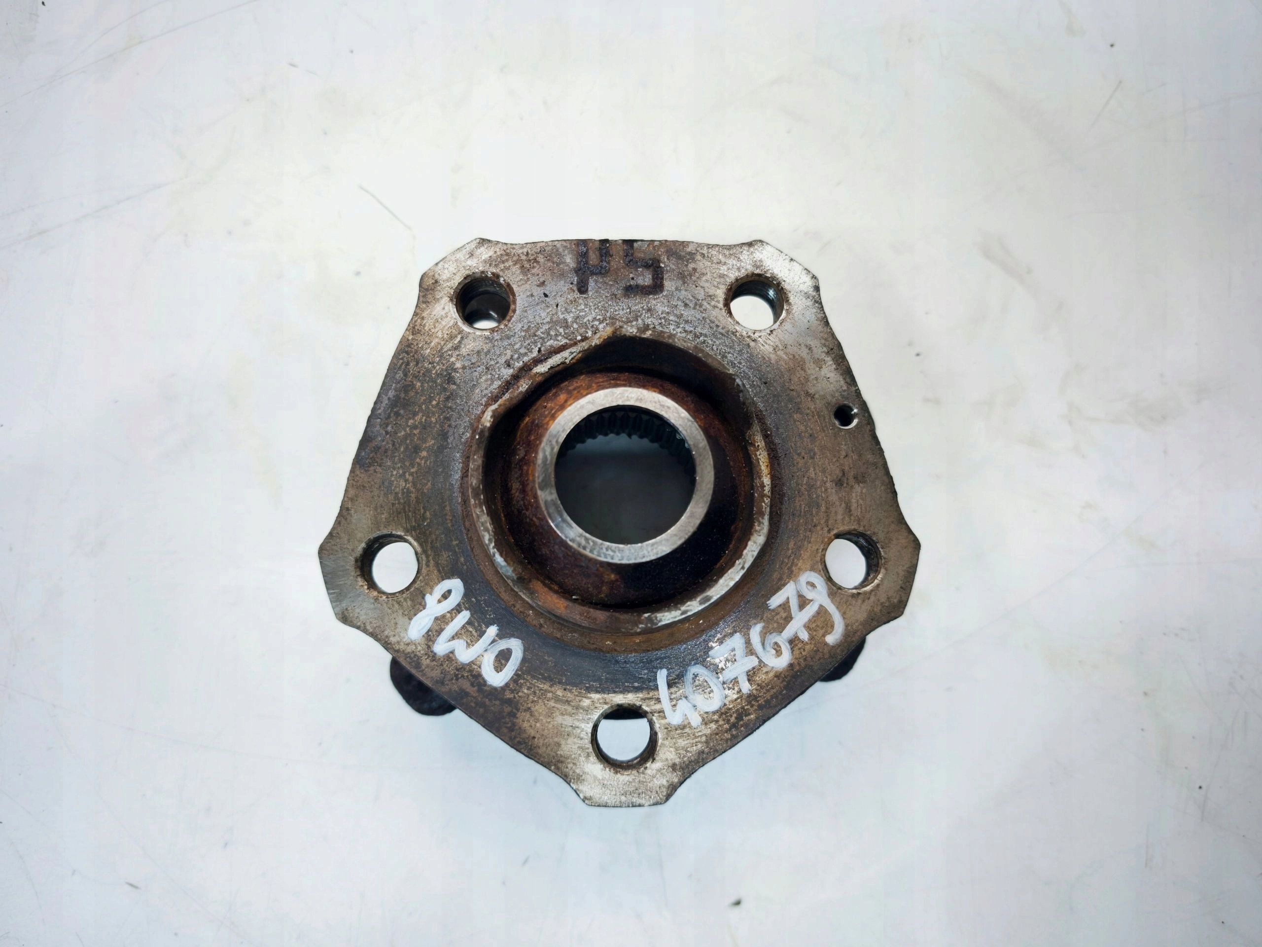 čepu LOZYSKO předek AUDI A4 B9 A5 8W A6 C8 A7 8W0407679