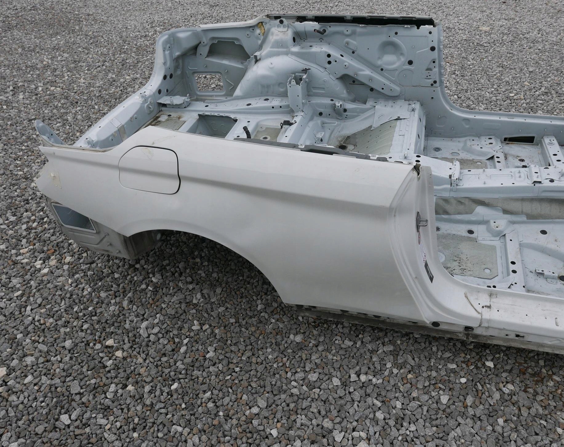 BMW F33 ĆWIARTKA PRAWA BŁOTNIK PRAWY TYŁ PRAWY TYLNY A300