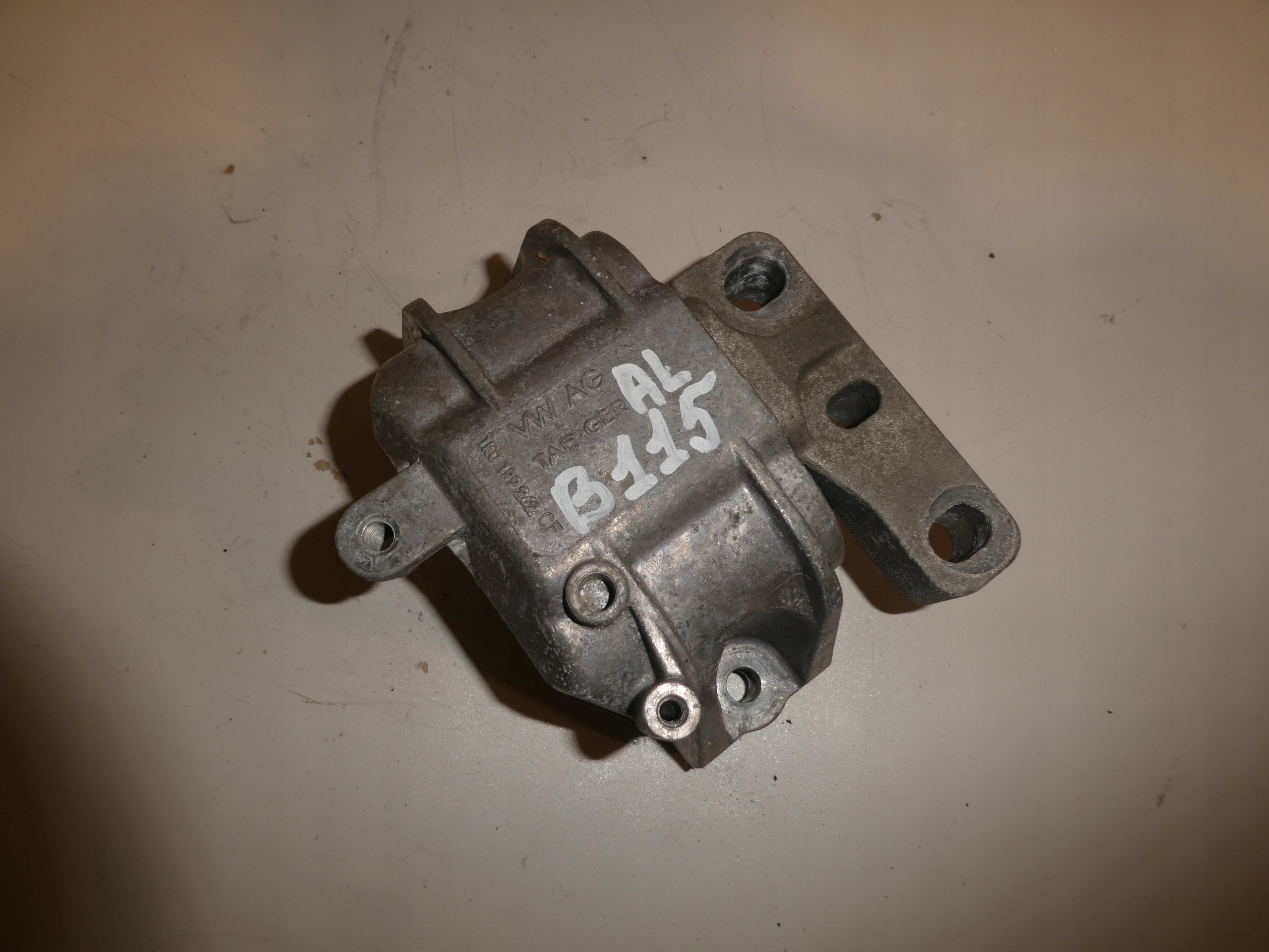 engine mount VW SEAT SKODA 1.4 TSI 1k0199262CF