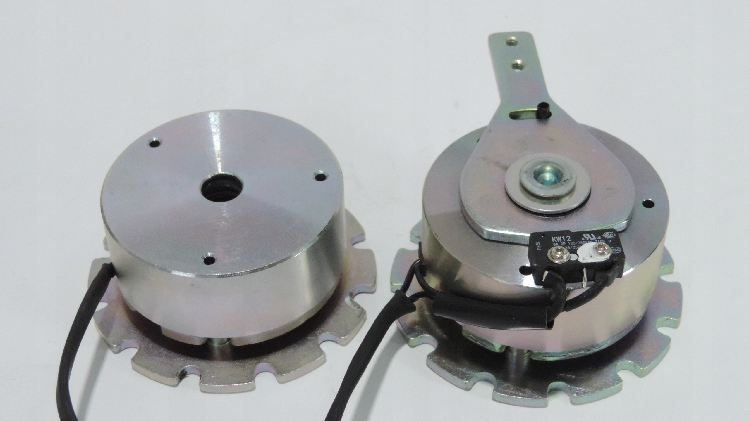 03e2cd61433b9d9b6e2bbc1fd235