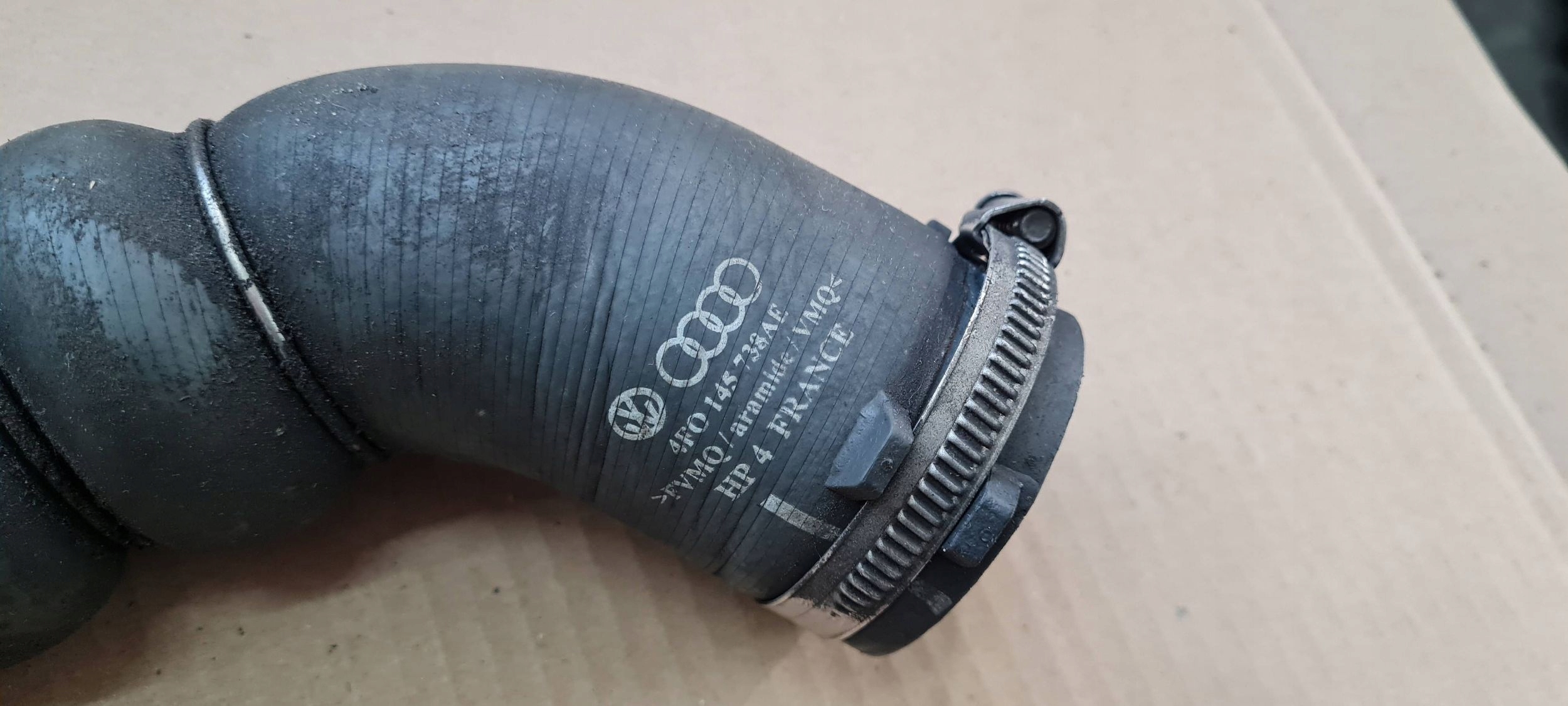 A6 C6 LIFT cijev prijenos interkulera 2.0 TDI 4F0145738AE
