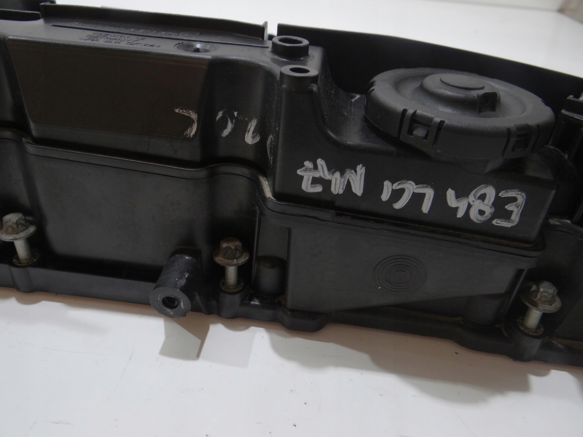 Abdeckung der Ventile BMW X1 E84 LCI N47D20C 8570829 (17193271)