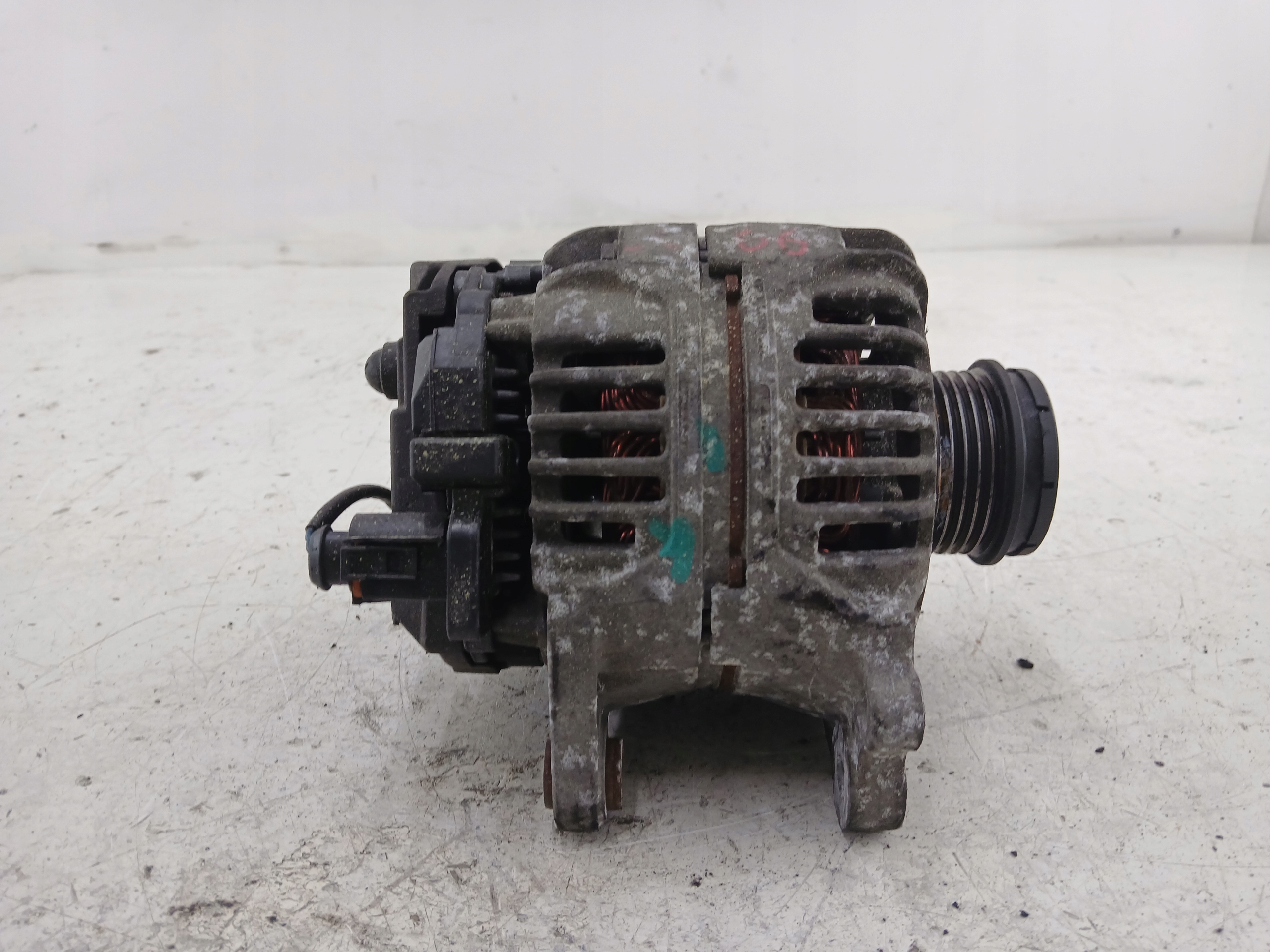 VW GOLF IV BORA SEAT LEON e 1.6 alternatore 038903018PX