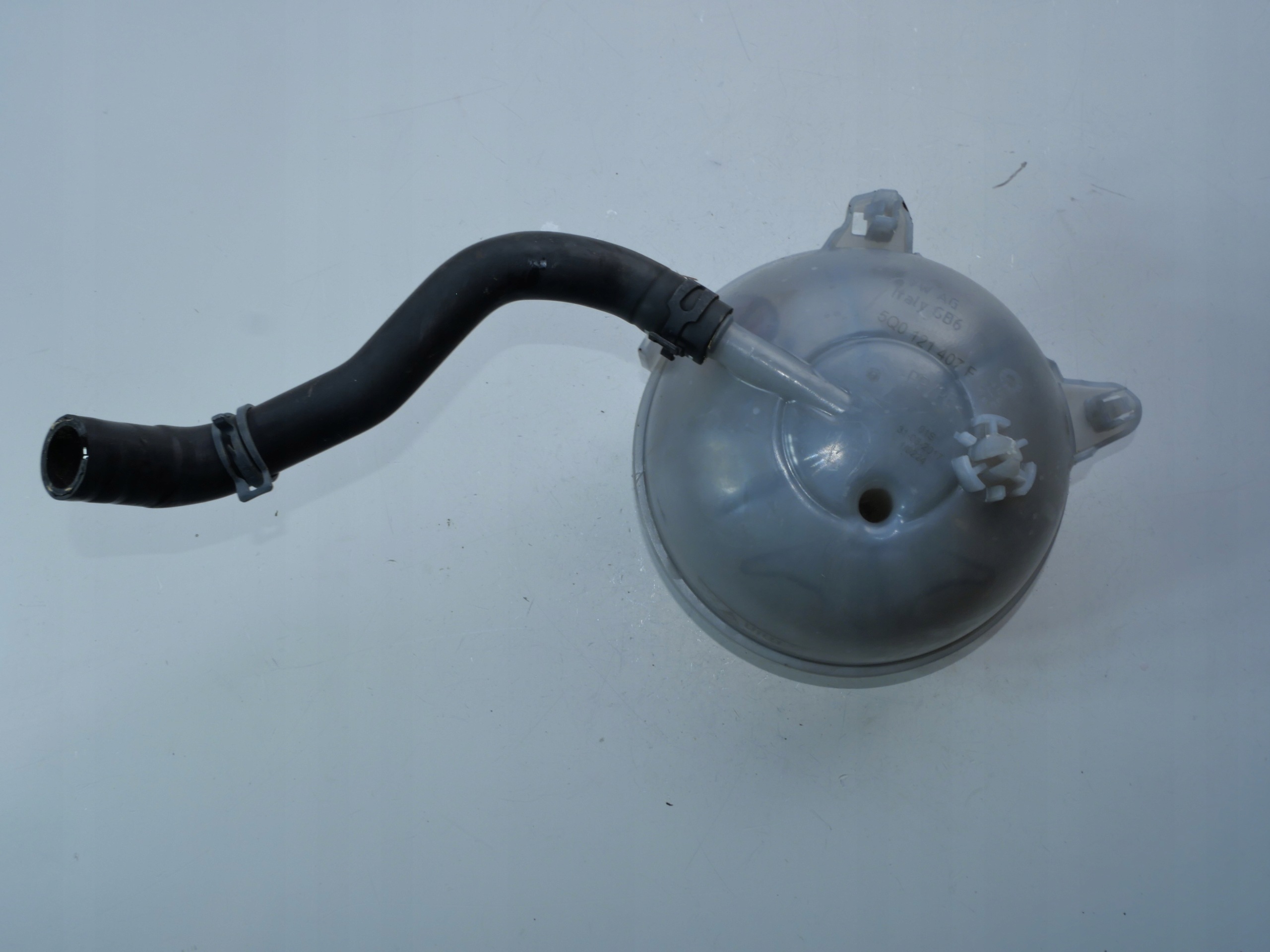 VW Réservoir eau 5Q0121407F