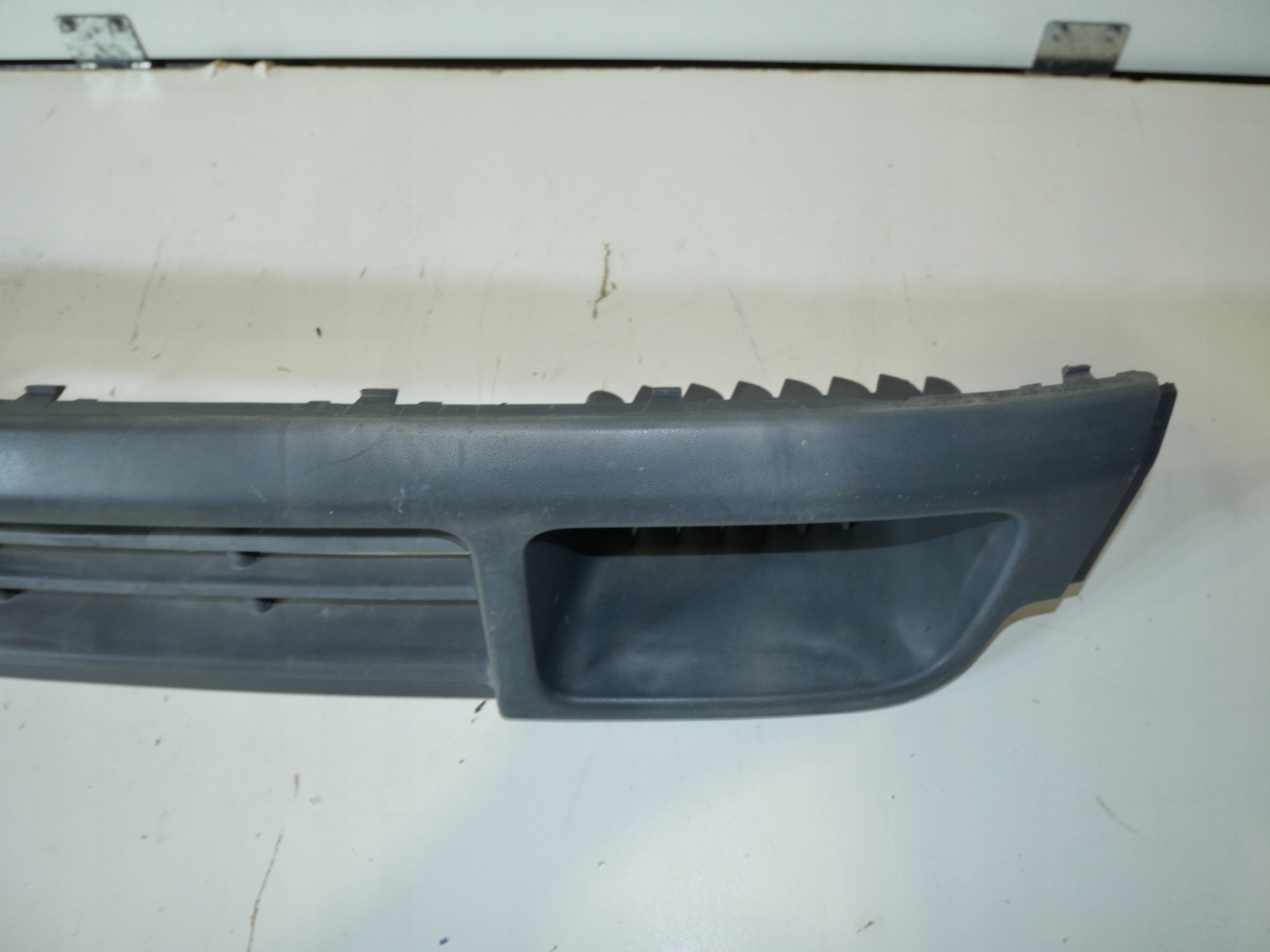 VW T5 griglia Paraurti 7H0807719