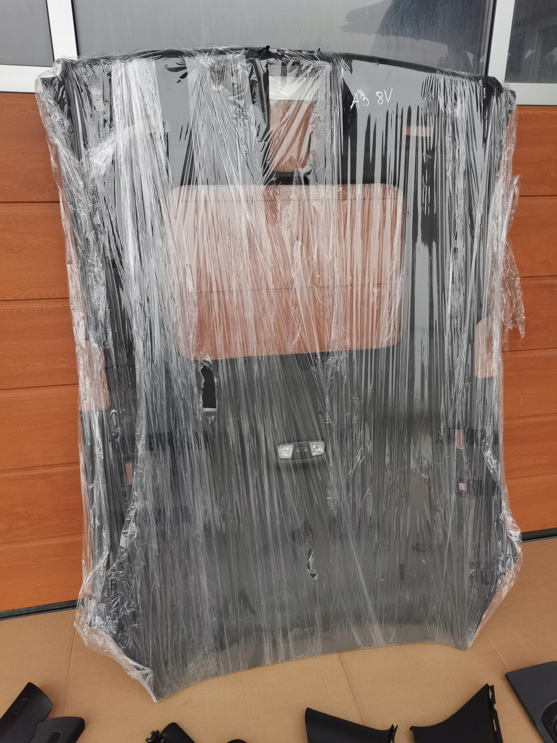 8V0xx - AUDI A3 8V SPORTBACK обшивка потолка комплект.