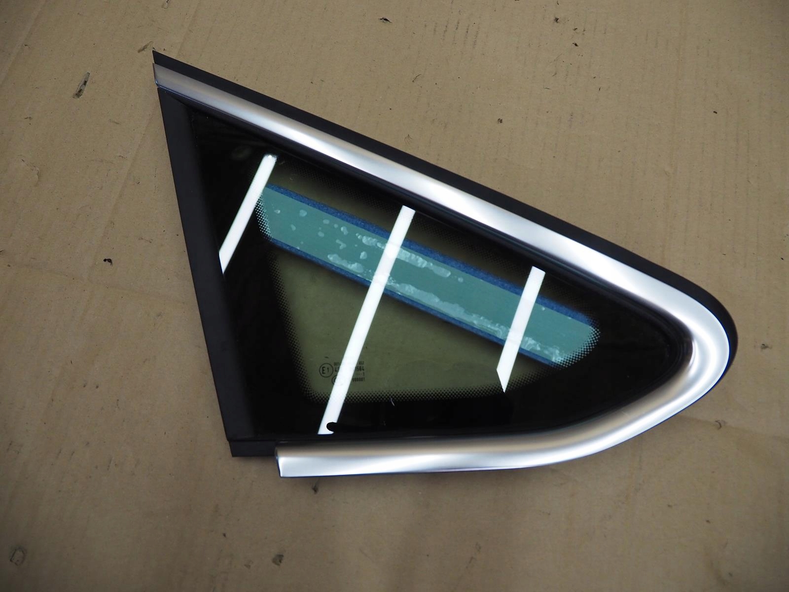 7N0845412 - VW SHARAN 7N ЛОБОВЕ СКЛО ПЕРЕДНІЙ ПРАВИЙ