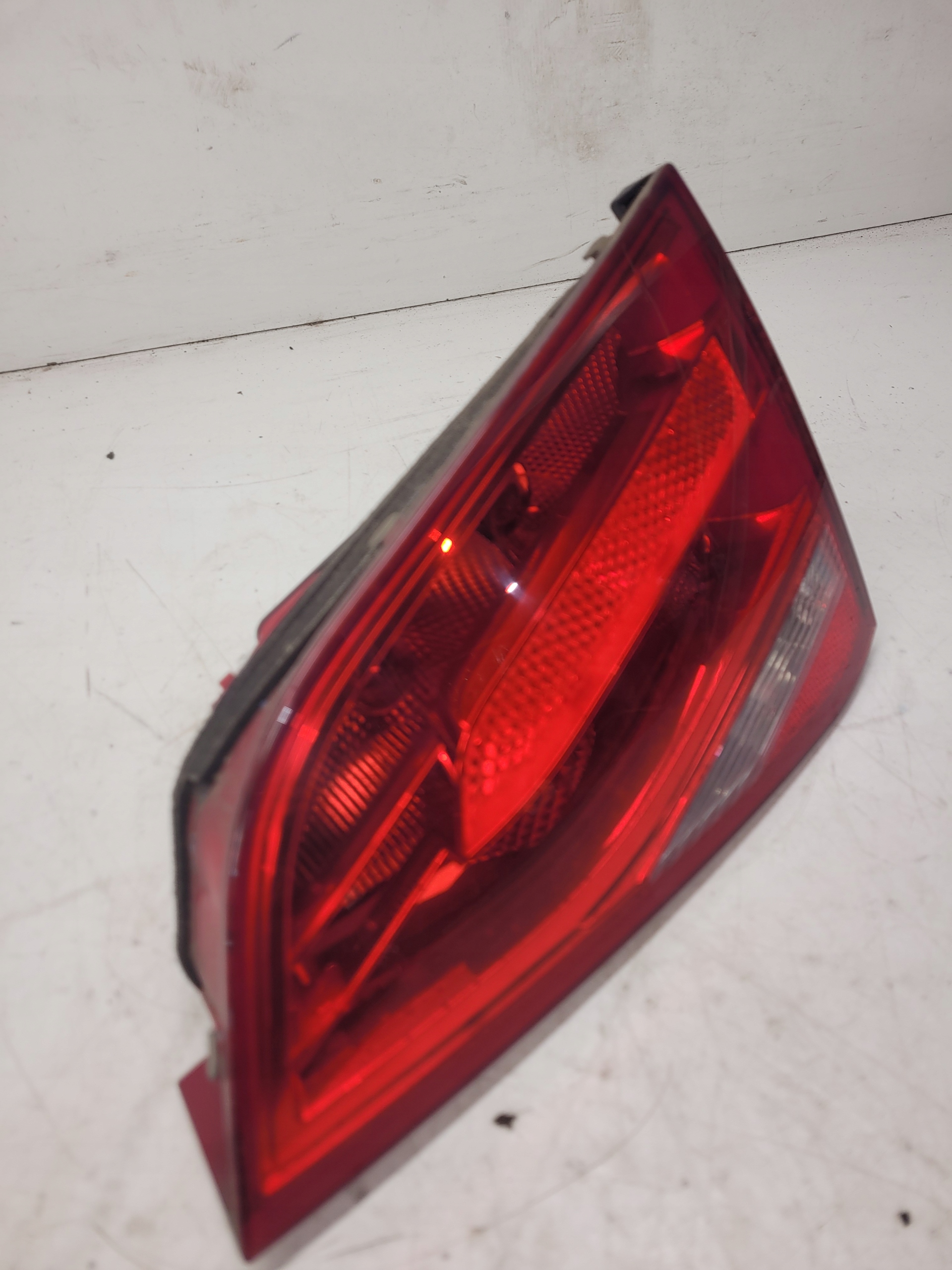 light right rear part to the bonnet AUDI A4 B8 SEDA 8K5945094D