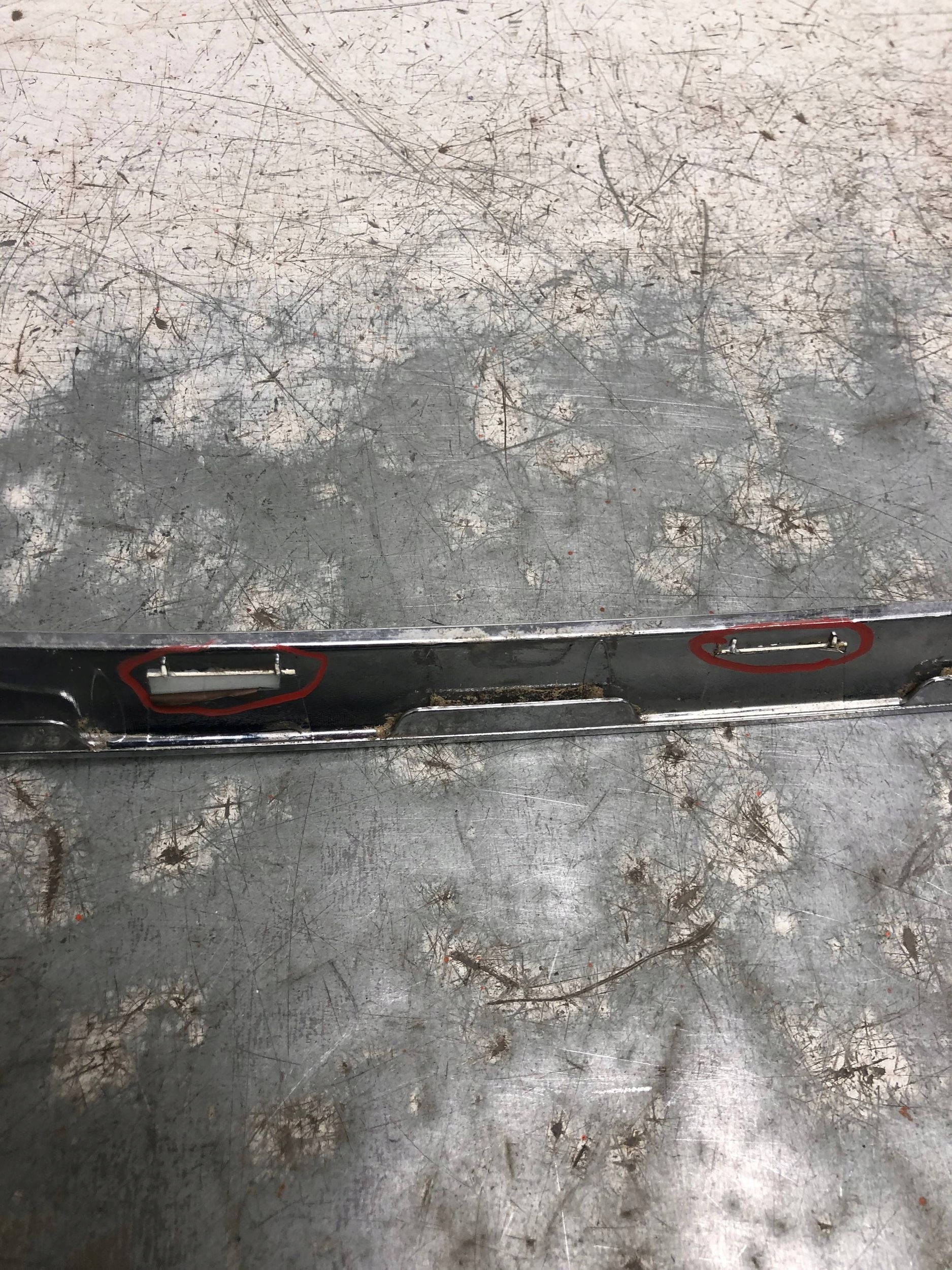 frame CHROM GRILLA PEUGEOT 208 9675526777