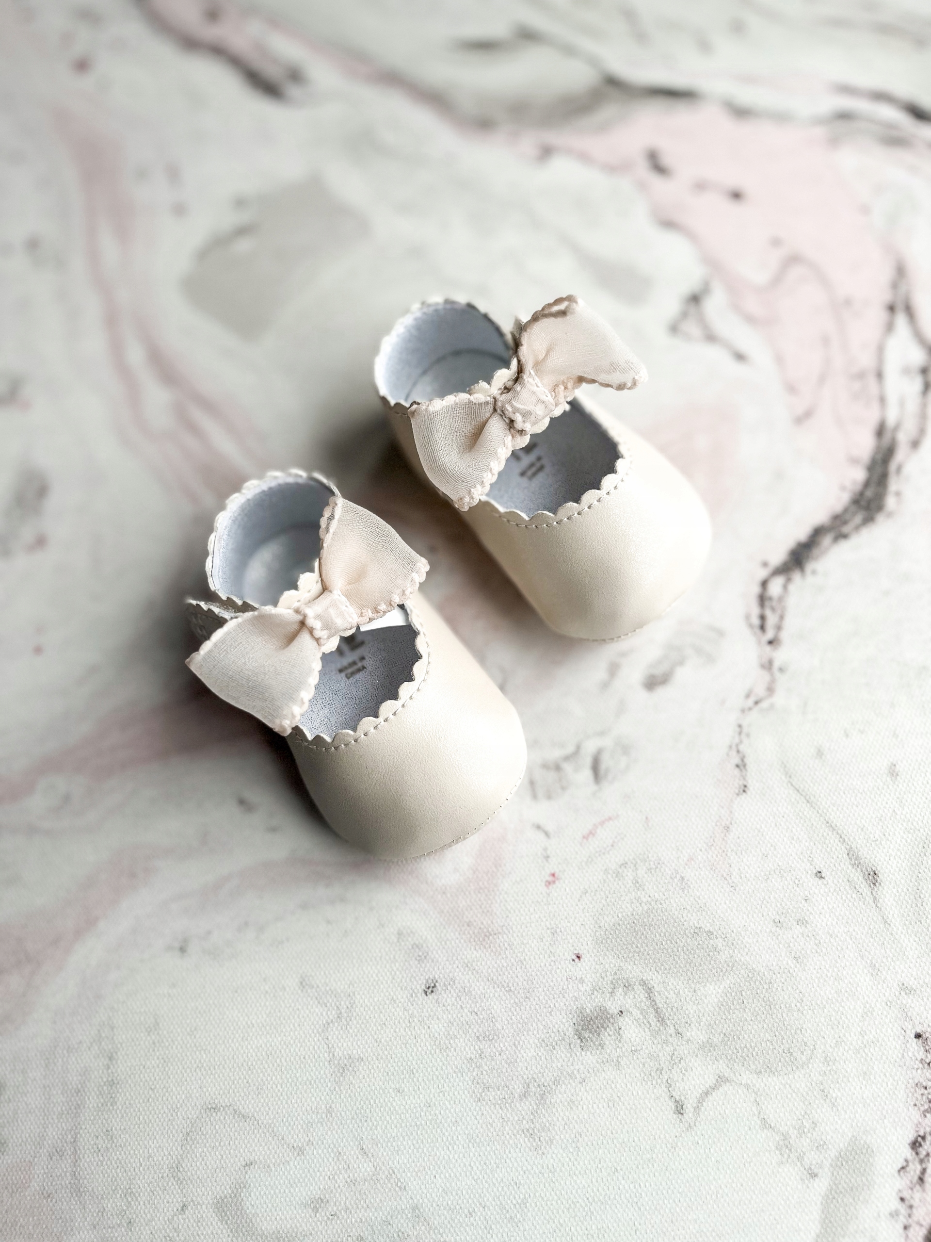 Buciki do Sukienki na Chrzest 16 Mayoral Balerinki do Chrztu Kremowe Rozmiar 10.5 cm