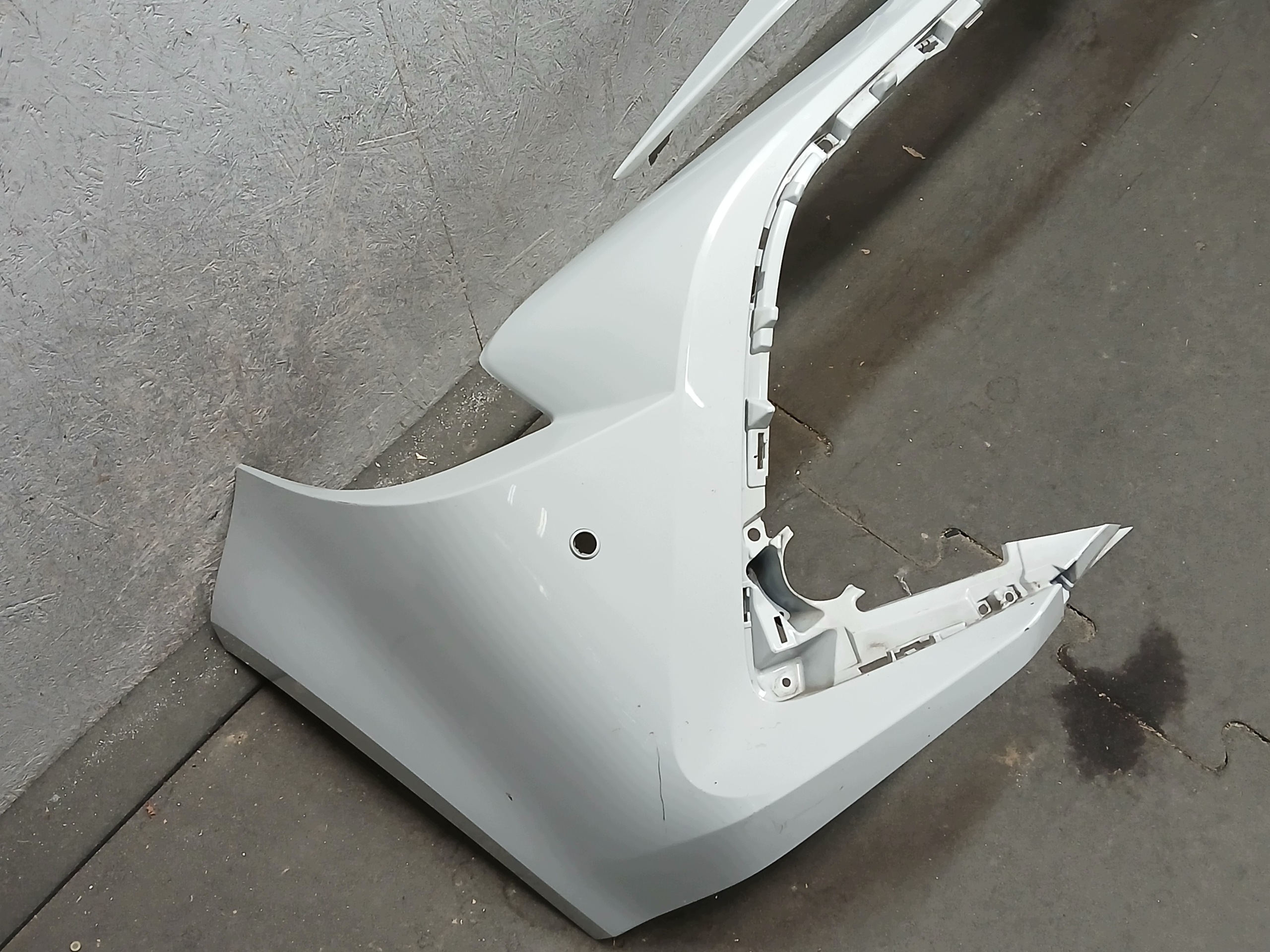 bumper front TOYOTA COROLLA E21 HB KOMBI GR SPORT