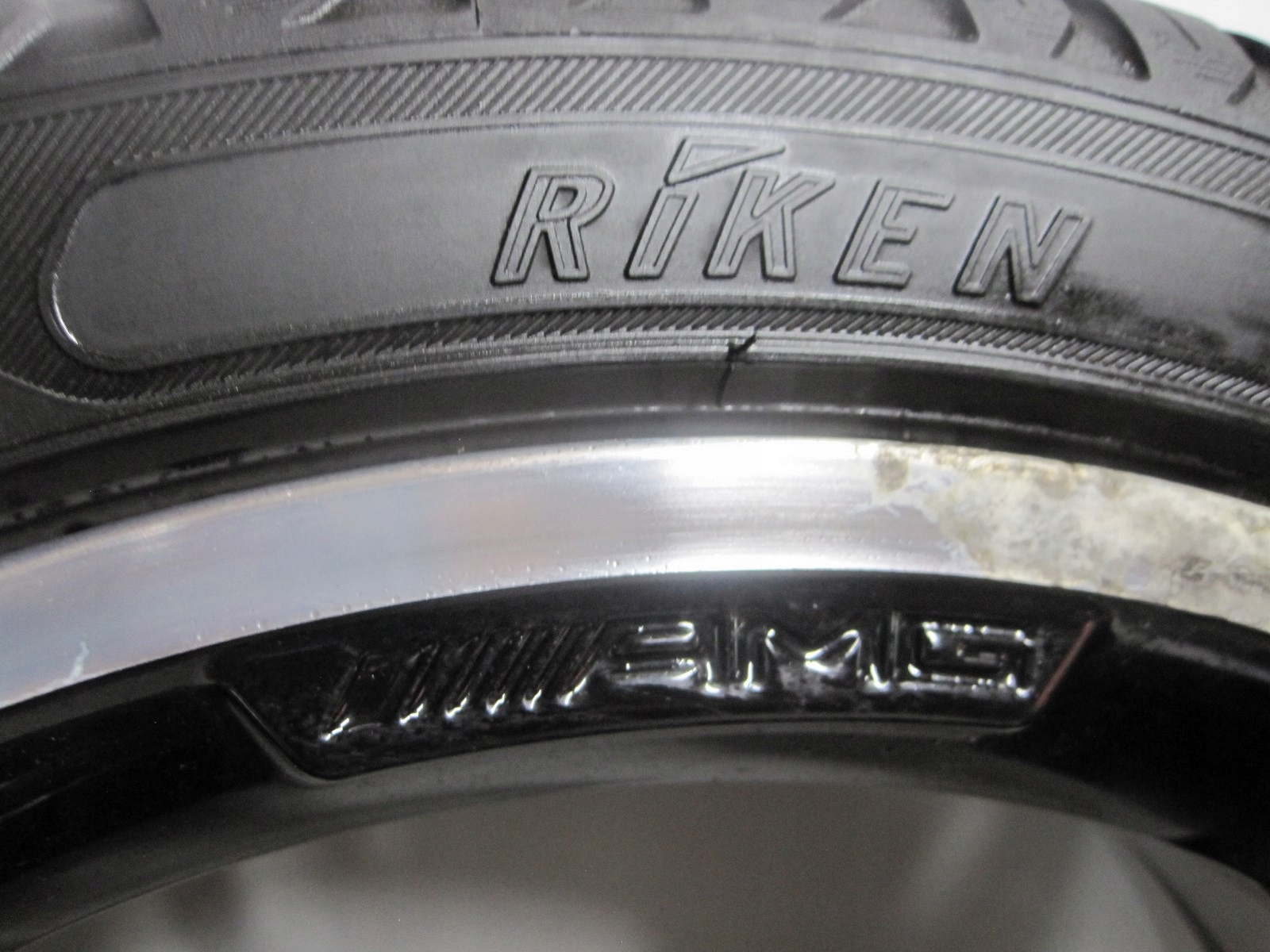 wheels discs tyres MERCEDES 117 CLA AMG R18 7MM M+S