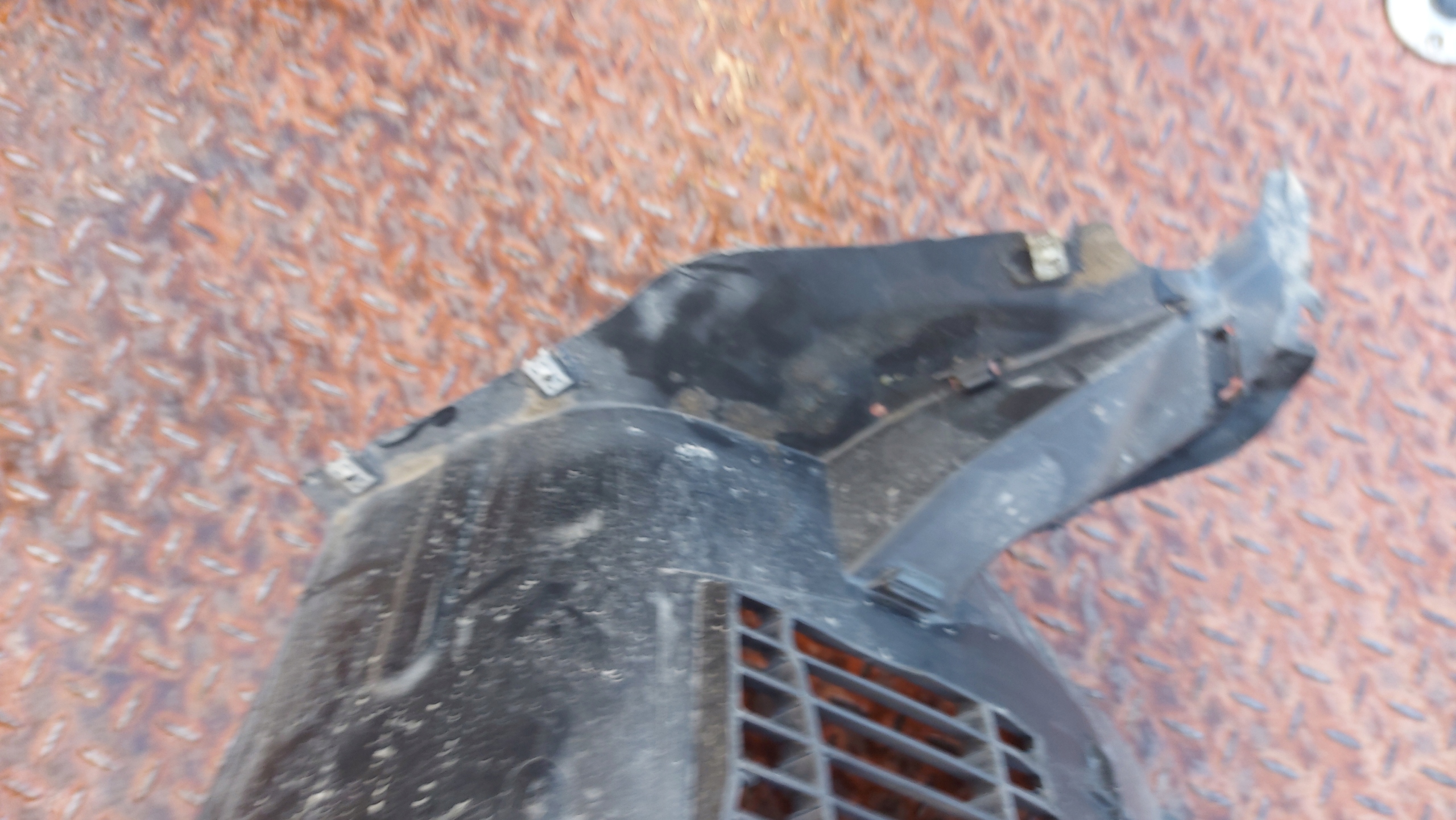 mudguard right front AUDI A3 8Y 21