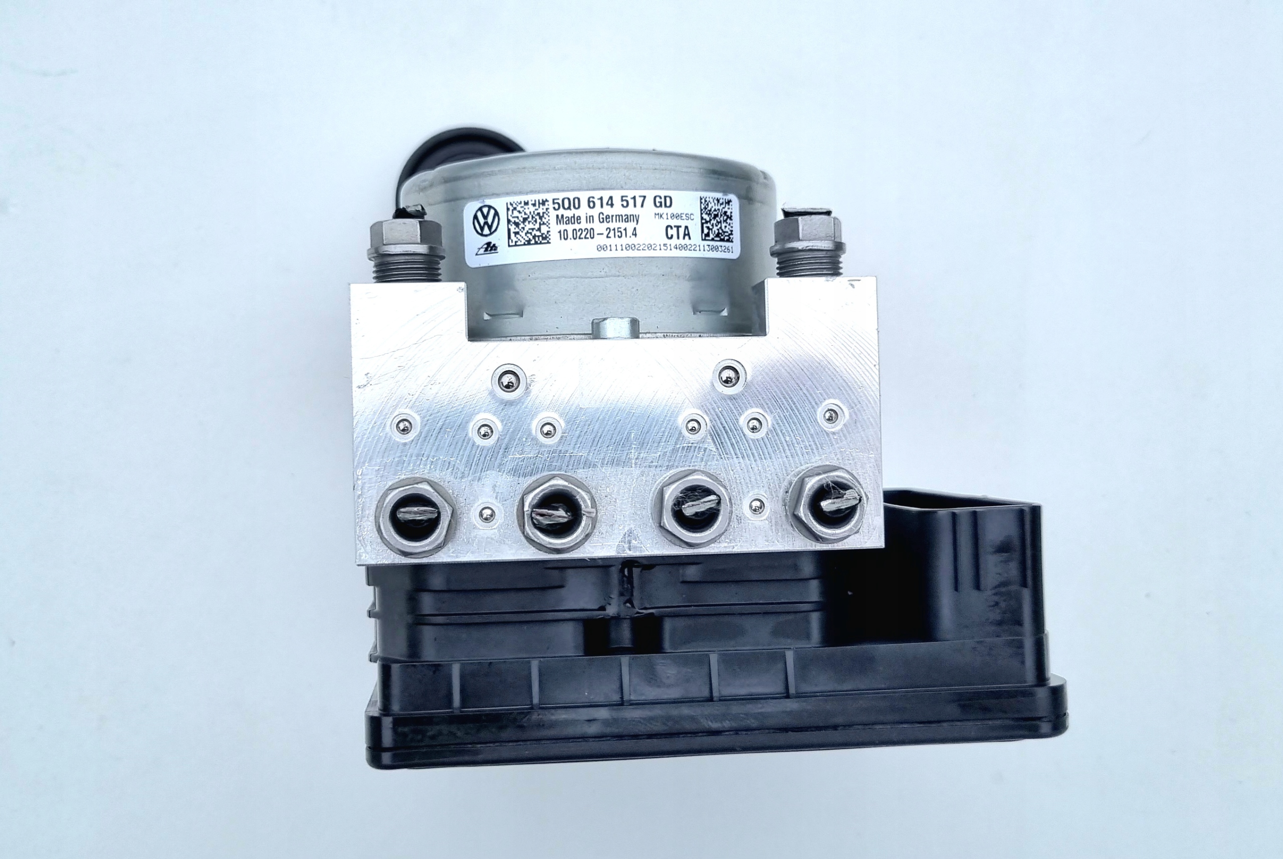volkswagen oe 5Q0614517GD насос abs