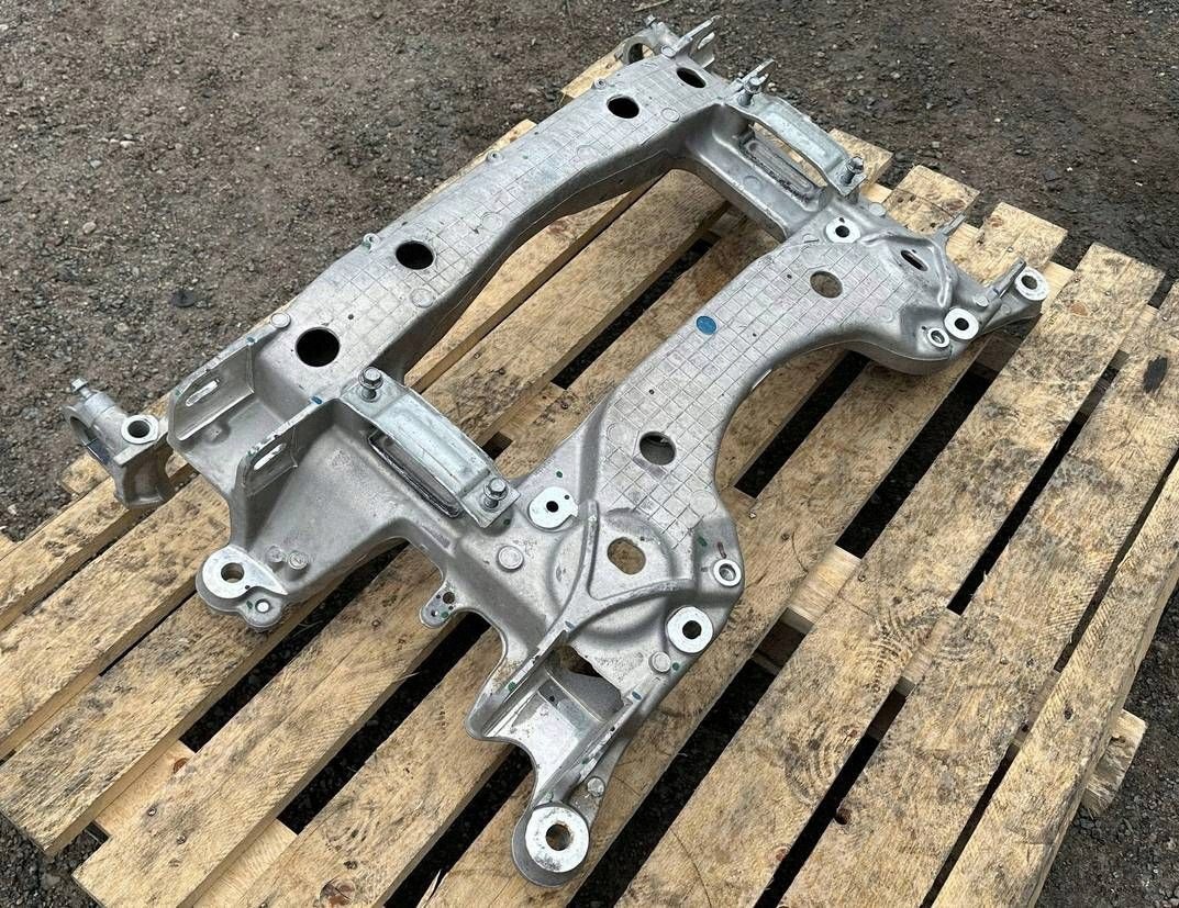 axle beam front front rama pomocnicza Chevrolet Corvette C7 2014-2019