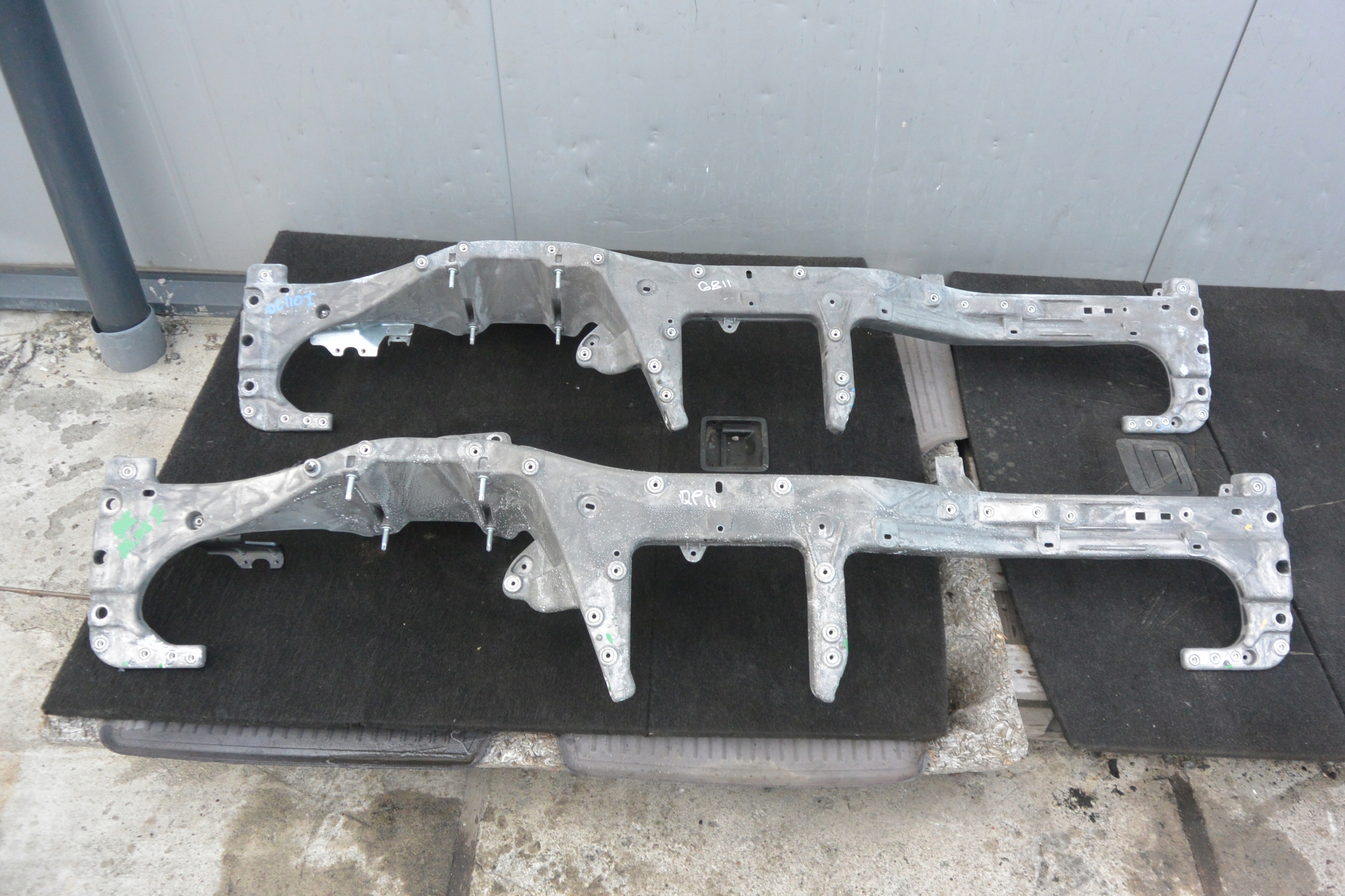 SUPPORT DU TABLEAU DE BORD MASERATI QUATTROPORTE GHIBLI EU