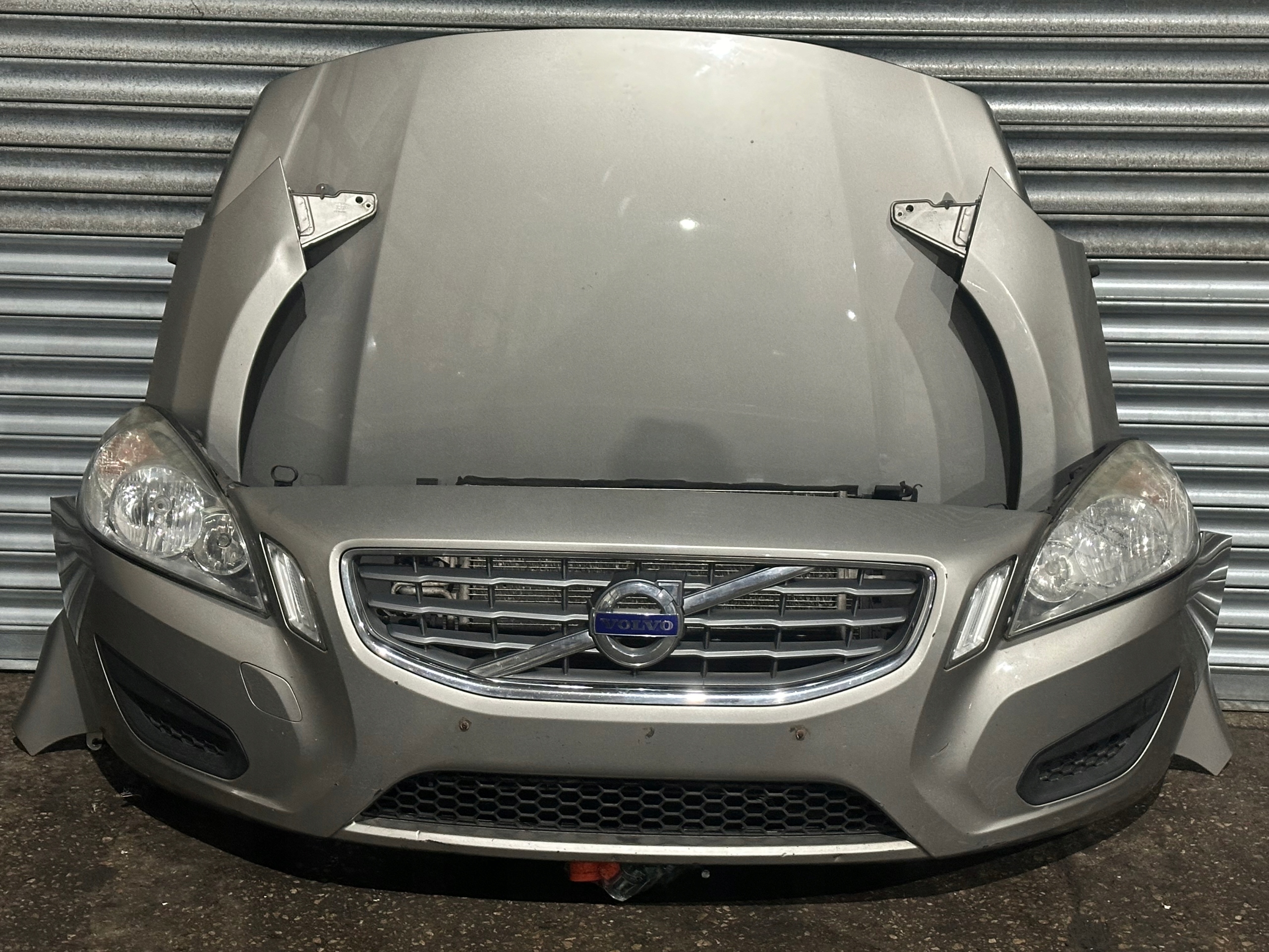 KOMPLETNY PRZÓD VOLVO V60 KOD 484-16 MASKA ZDERZAK BŁOTNIK