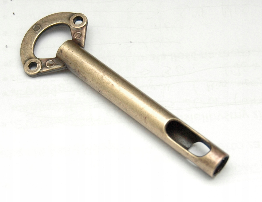 

1x zawieszka metalowa wieszak rurka do lamp