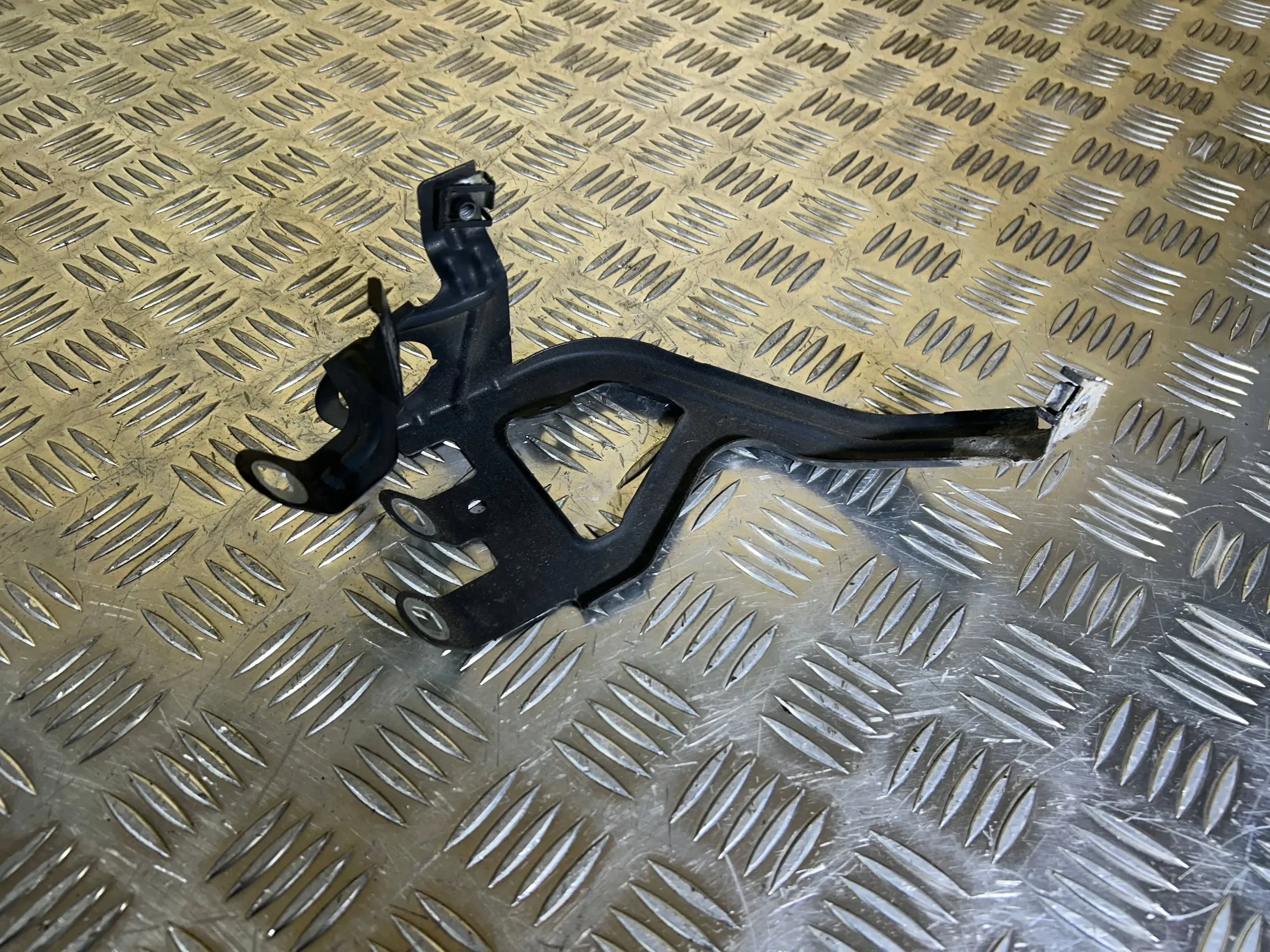 Poignée / Support plaque Aile Avant BMW 5 F10 F11