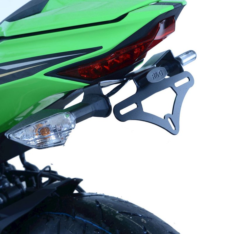 Upevnenie Tabule Register Kawasaki ZX-25R 20-BLACK