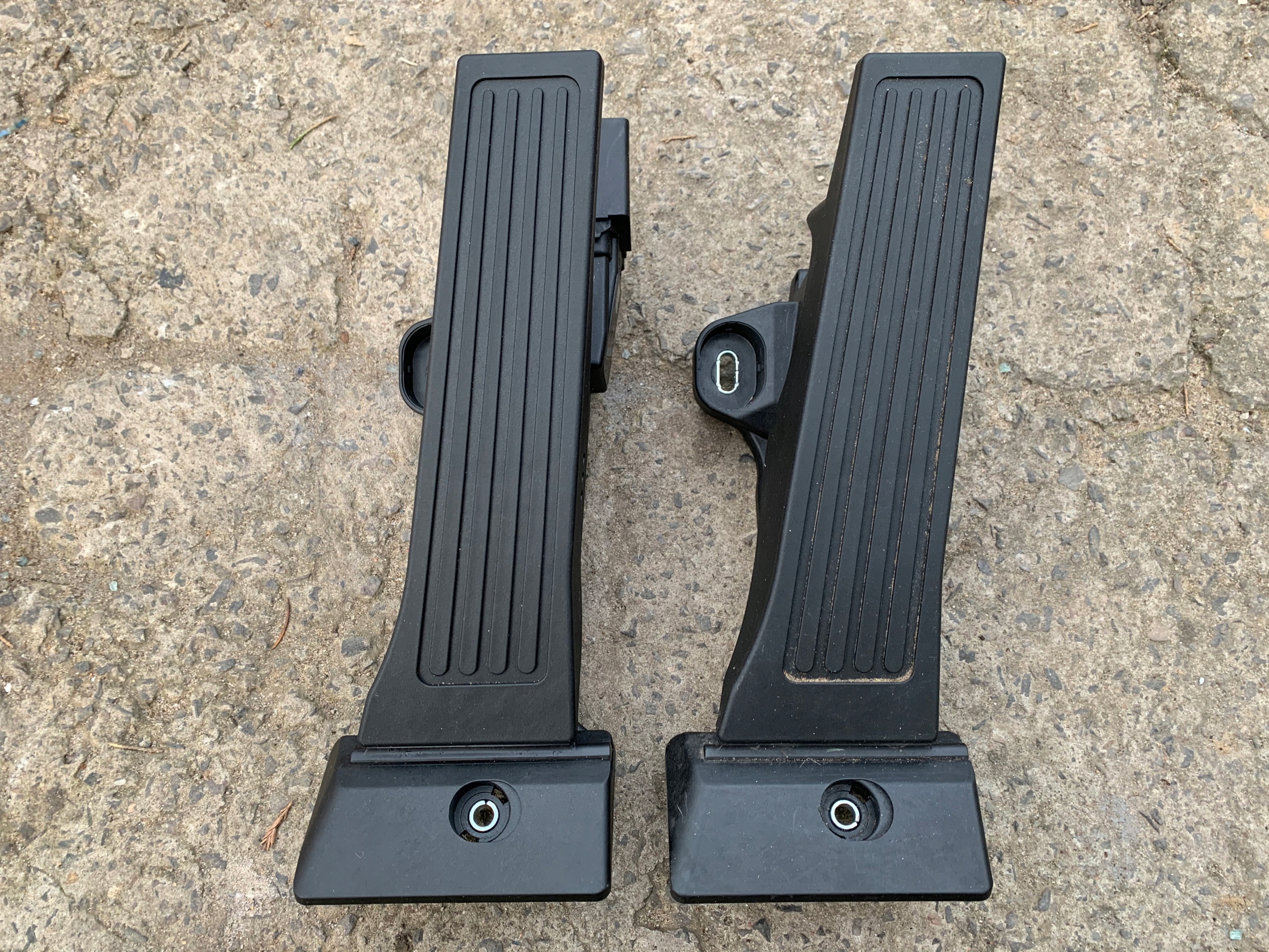 HYUNDAI TUCSON III PEDAŁ GAZU POTENCJOMETR