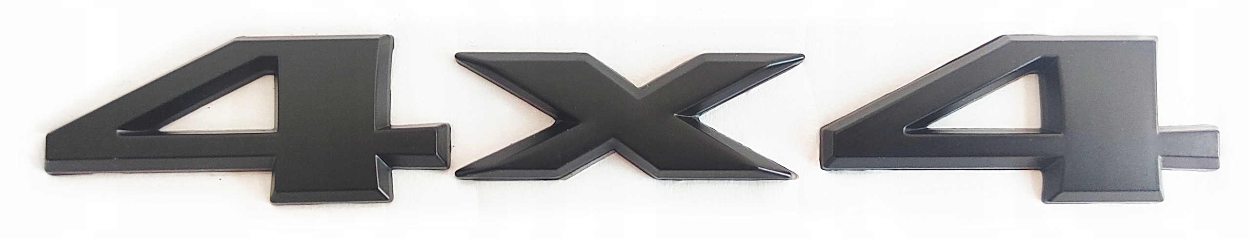 4x4 emblemat czarny mat znaczek litery 142x21