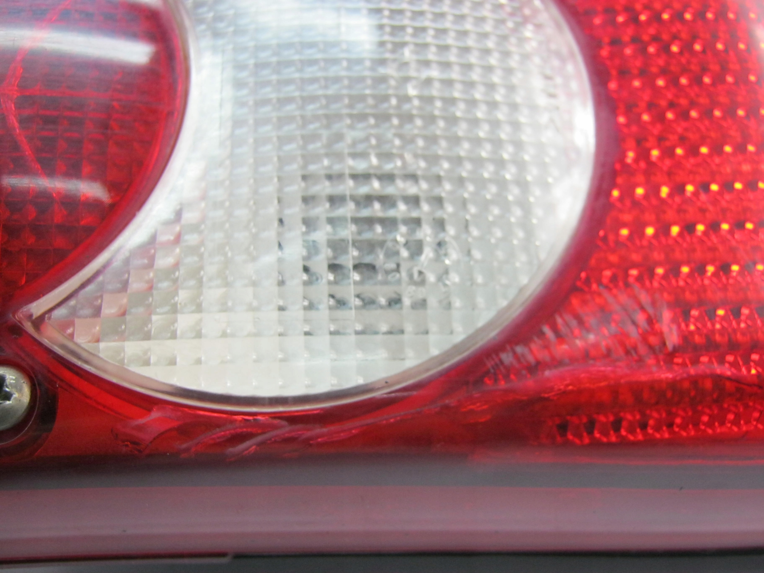light right right rear part MAXITY NISSAN CABSTAR EUROPA